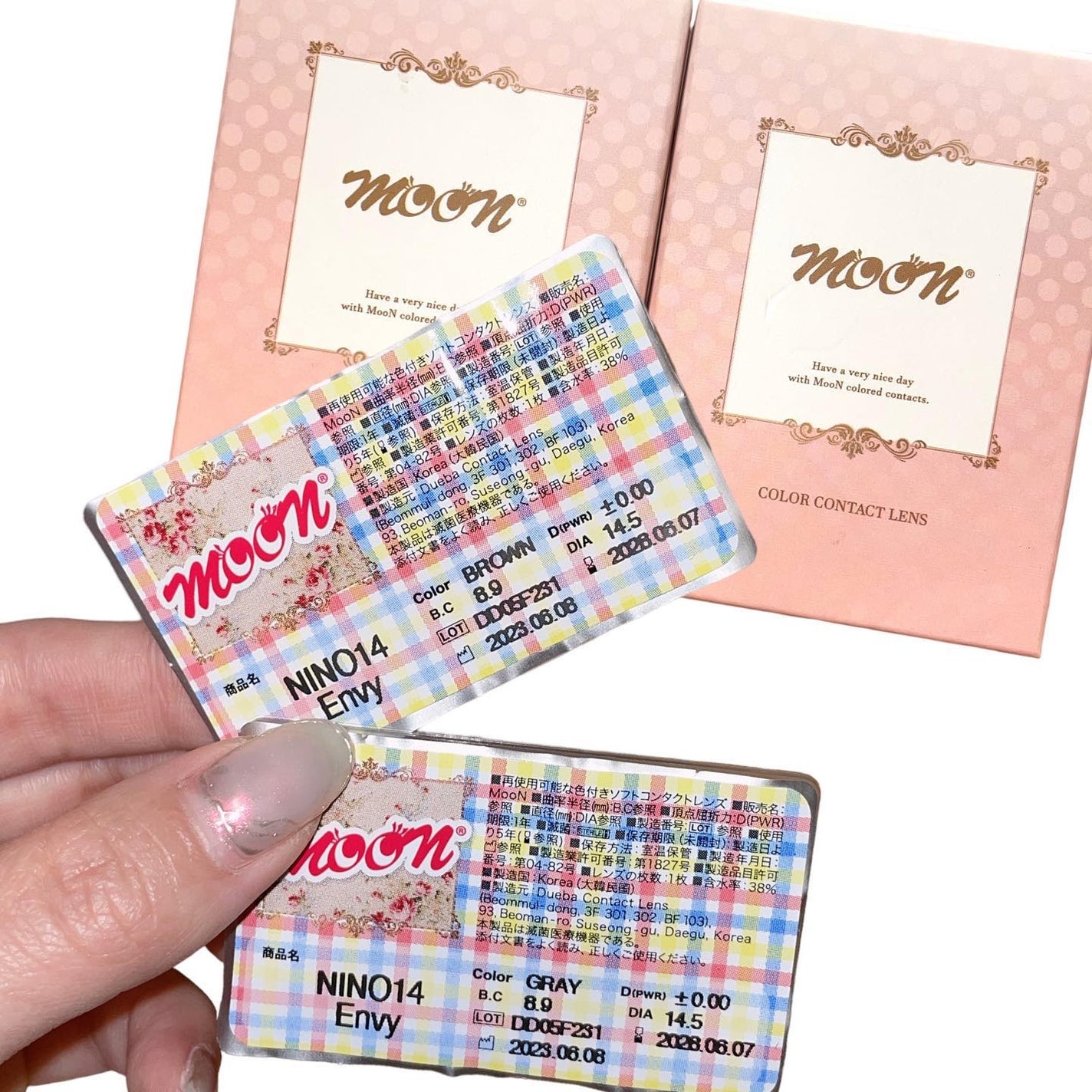 Envy/MooN/1ヶ月(1MONTH)カラコンを使ったクチコミ(4枚目)