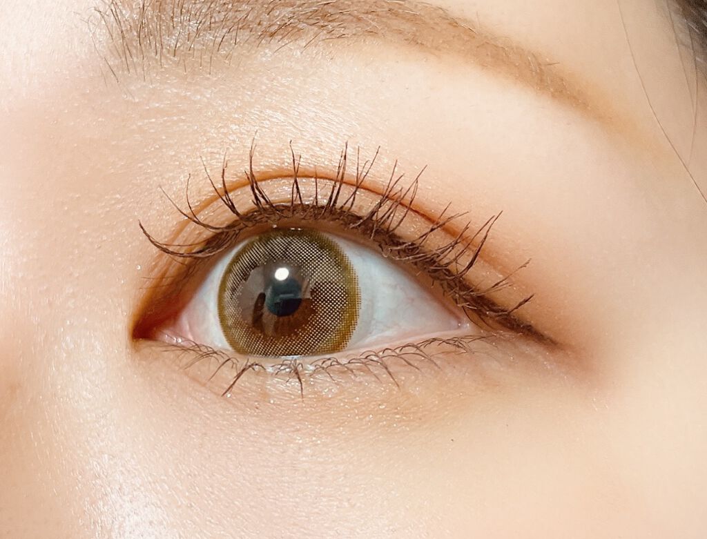 プリズム エアー シャドウ/CLIO/単色アイシャドウを使ったクチコミ（2枚目）