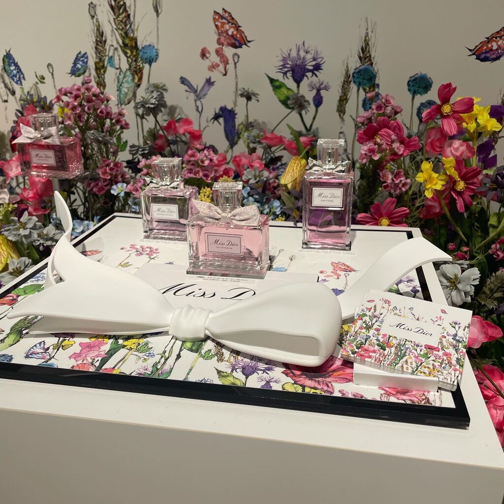 すぅ on LIPS 「ʚ♡ɞ✧*。ディオールDior✧*。伊勢丹新宿∴∵∴୨୧∴∵∴..」(3枚目)