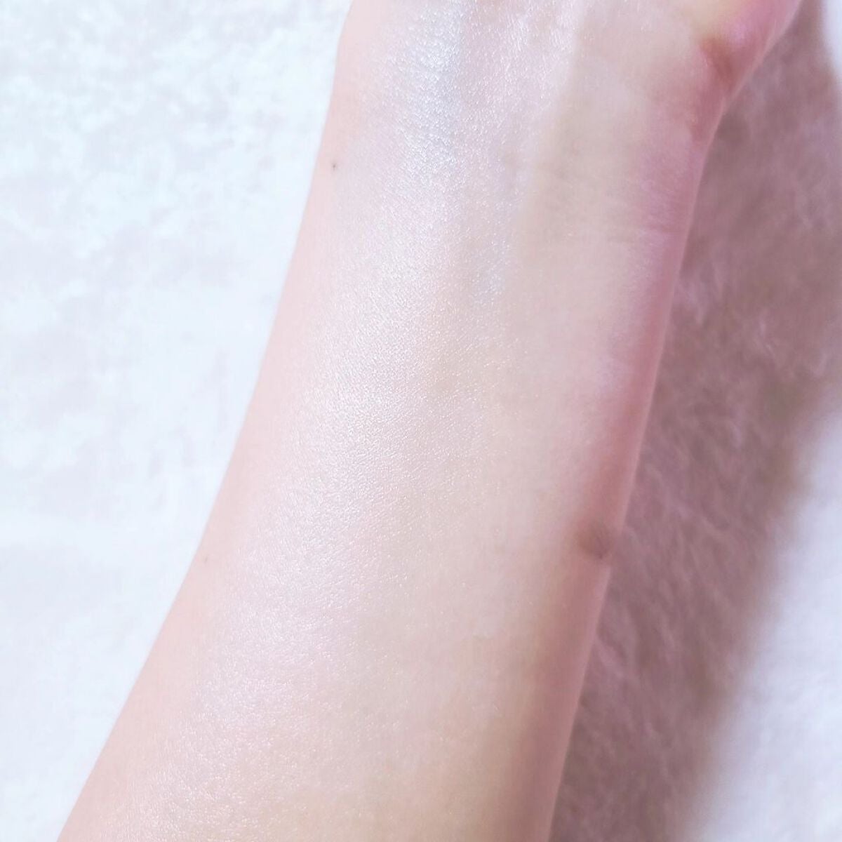 クリアウェルネス UVエッセンスジェル/雪肌精/日焼け止めジェルを使ったクチコミ(4枚目)