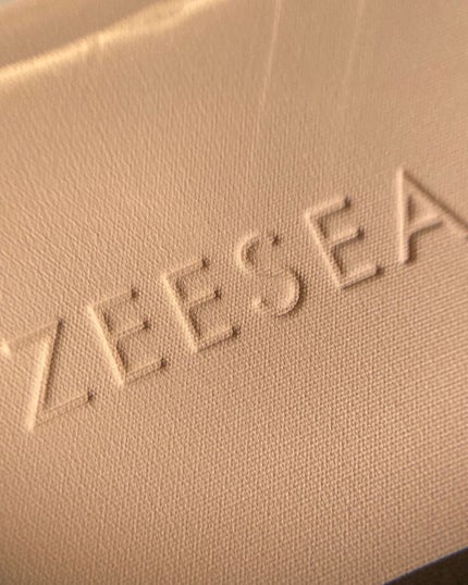 メタバースピンクシリーズ アストロダスト サワヤカシルキーパウダーファンデーション/ZEESEA/パウダーファンデーションを使ったクチコミ(1枚目)