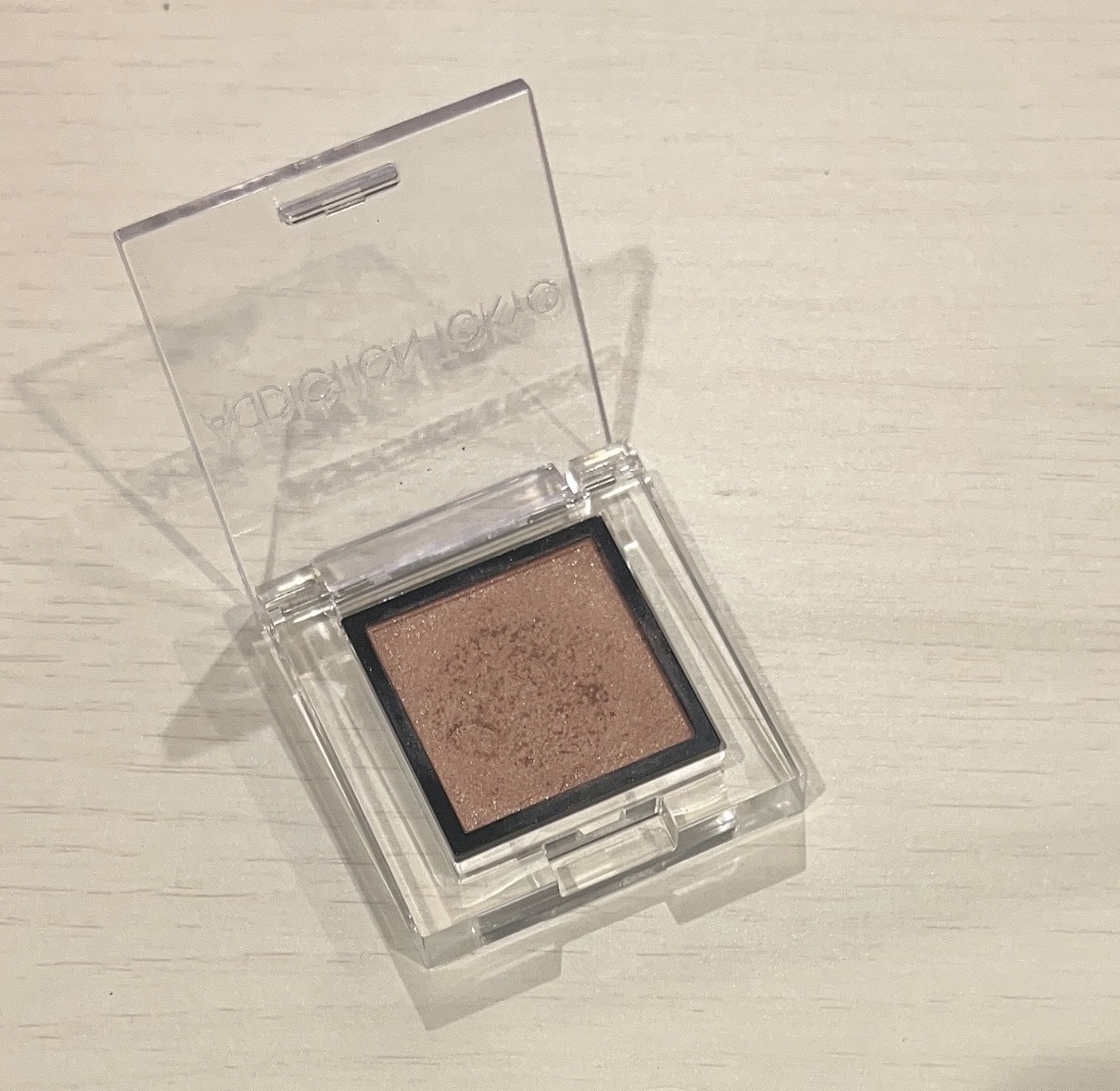 アディクション ザ アイシャドウ パール 006P Love Affair/ADDICTION/単色アイシャドウを使ったクチコミ（2枚目）