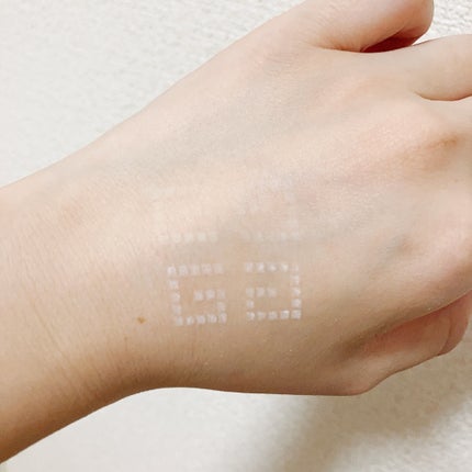 プリズム・リーブル/GIVENCHY/ルースパウダーを使ったクチコミ(5枚目)