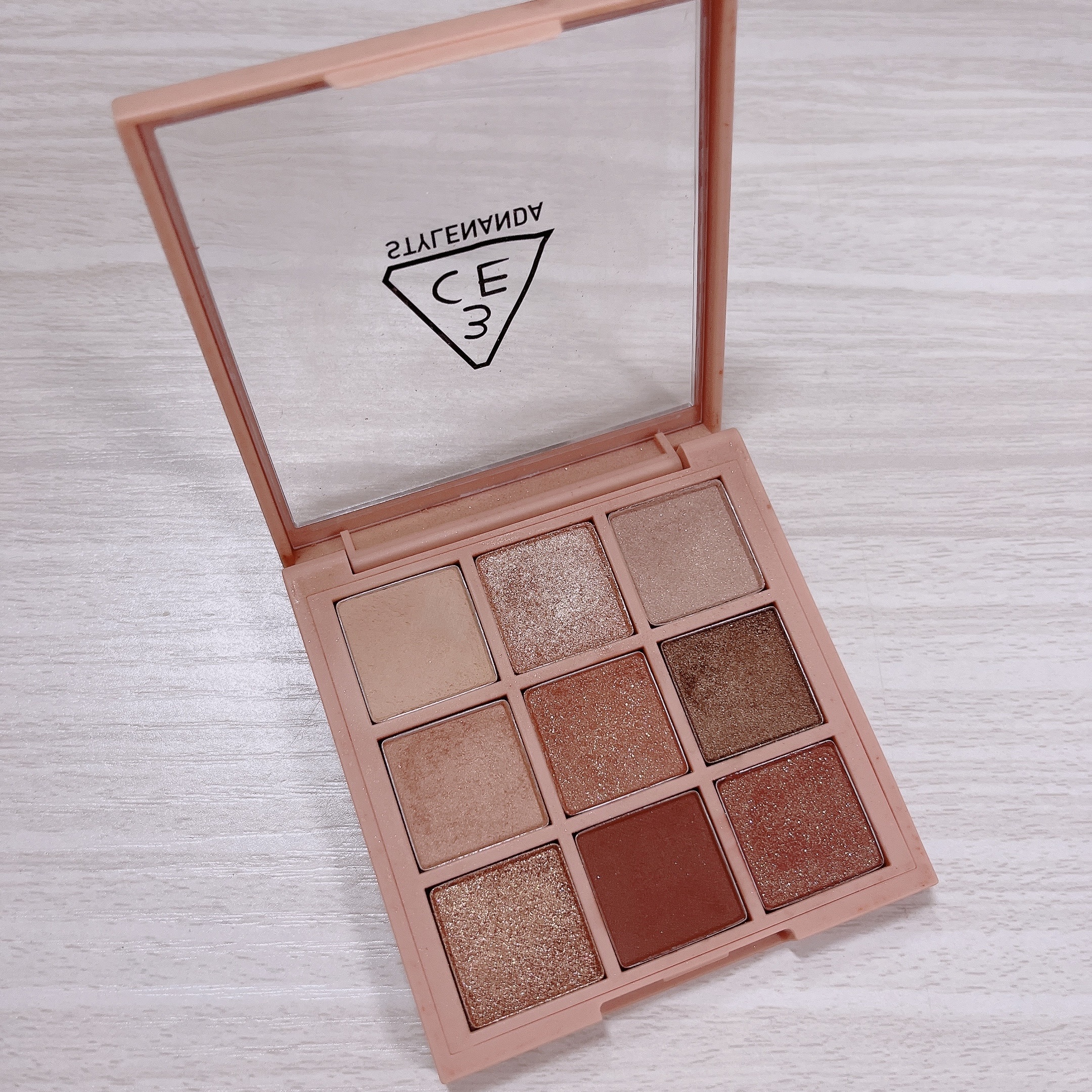 3CE マルチアイカラーパレット/3CE/アイシャドウパレットを使ったクチコミ（1枚目）