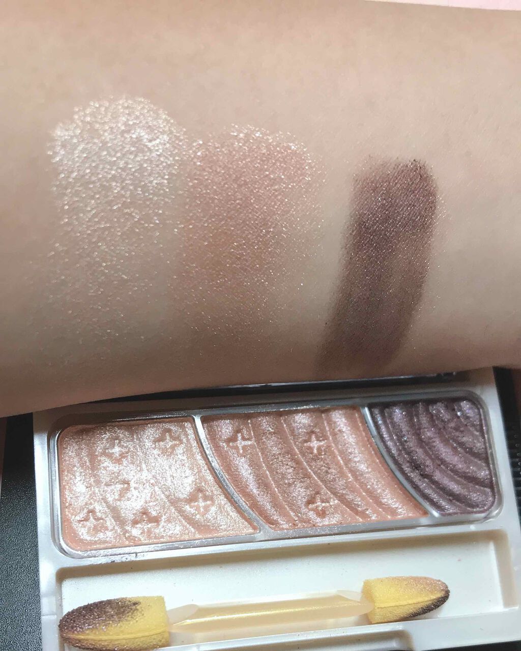 トーンアップアイシャドウ/CEZANNE/アイシャドウパレットを使ったクチコミ(3枚目)