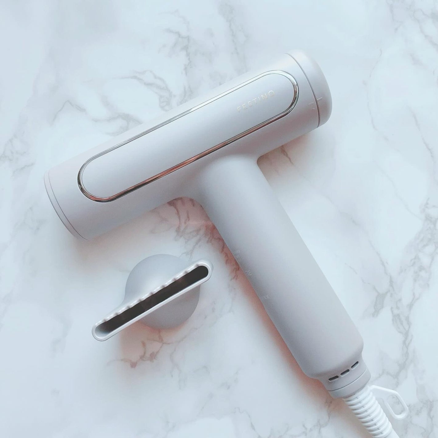 ツヤモイストドライヤー/FESTINO/ドライヤーを使ったクチコミ(2枚目)