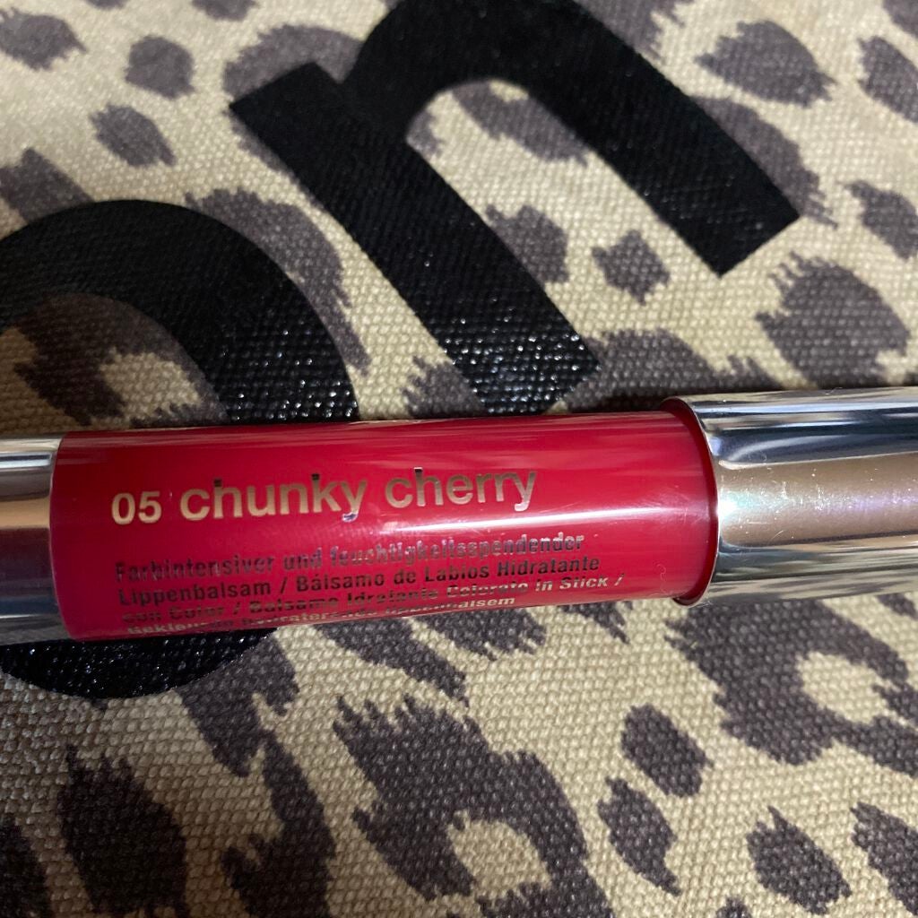 チャビー スティック モイスチャライジング リップ カラー バーム/CLINIQUE/口紅を使ったクチコミ(2枚目)