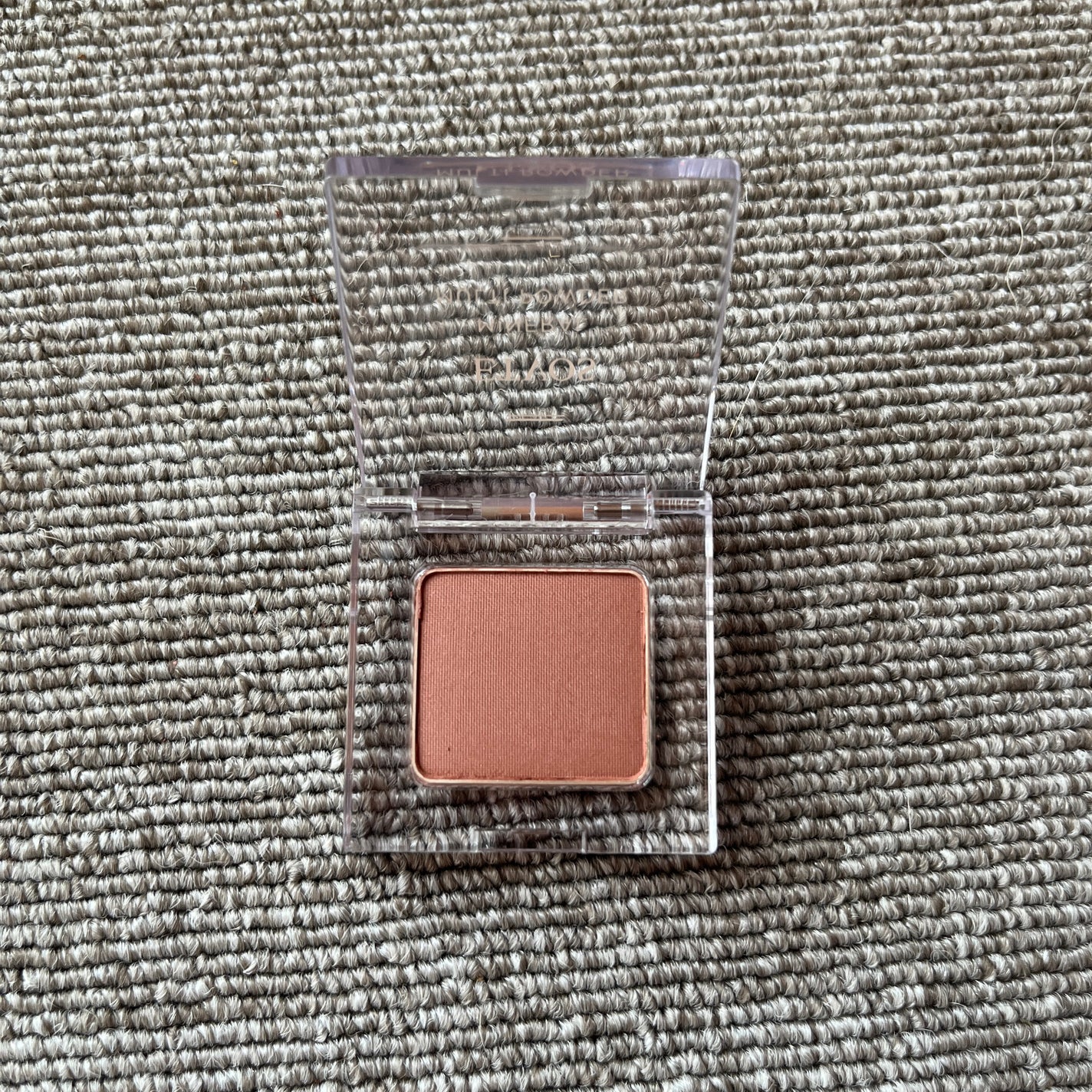 ミネラルマルチパウダー/エトヴォス/単色アイシャドウを使ったクチコミ(7枚目)