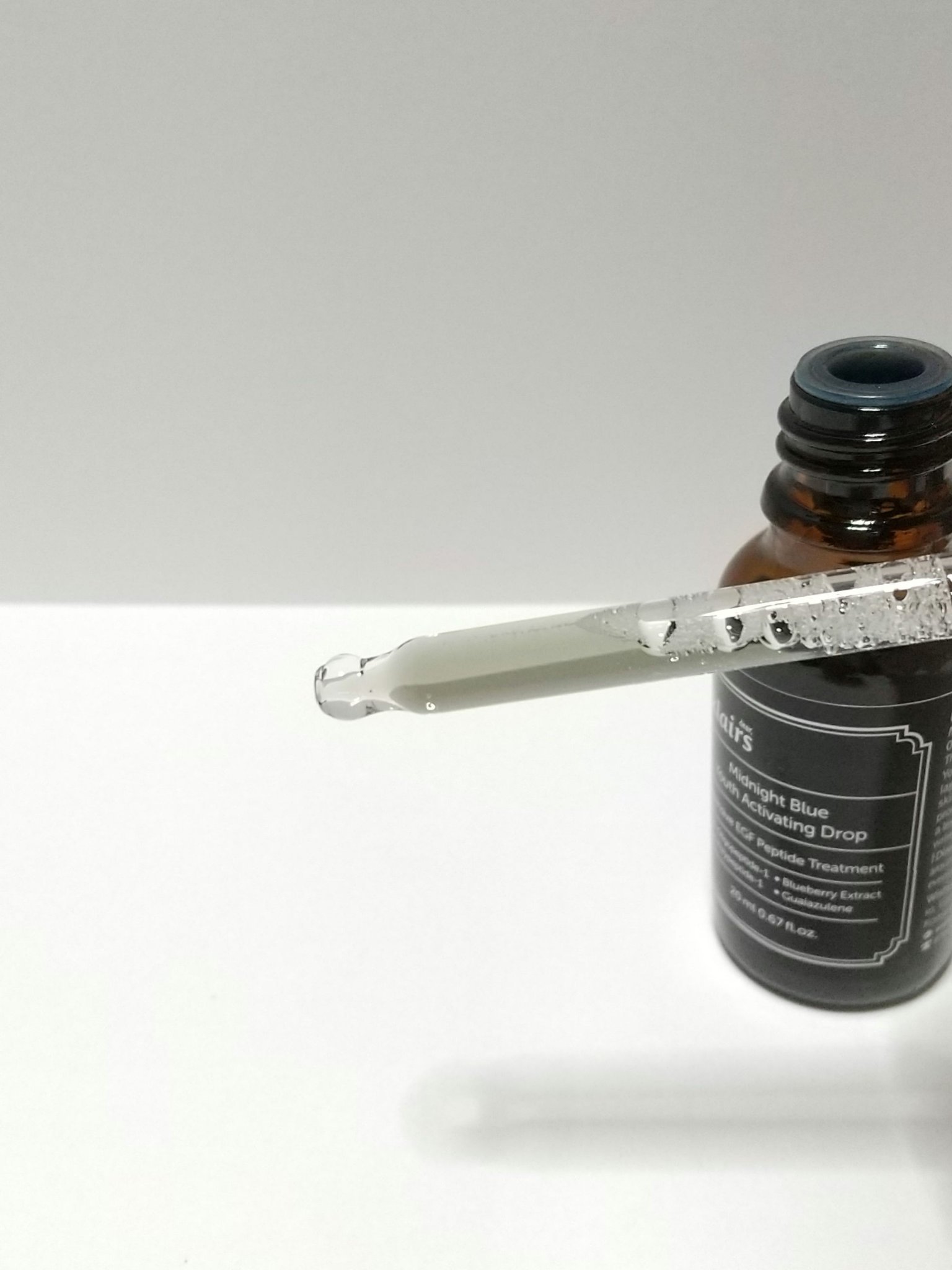 ミッドナイトブルーユースアクティベーティングドロップ(20ml)/Klairs/美容液を使ったクチコミ（2枚目）