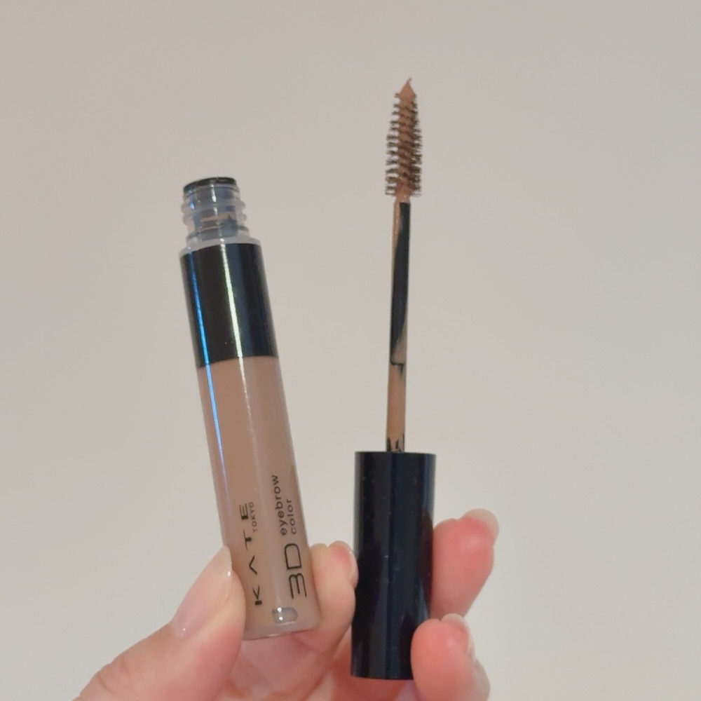 ケイト デザイニングアイブロウ3D/KATE/パウダーアイブロウを使ったクチコミ(2枚目)