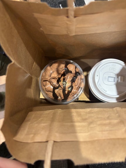 ルビー ショコラ シンフォニー フラペチーノ®/スターバックス/乳酸菌飲料を使ったクチコミ(3枚目)