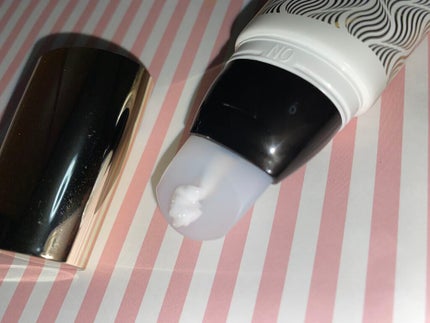 オーガニックフレグランスバストクリーム/MAPUTI/バスト・ヒップケアを使ったクチコミ(2枚目)