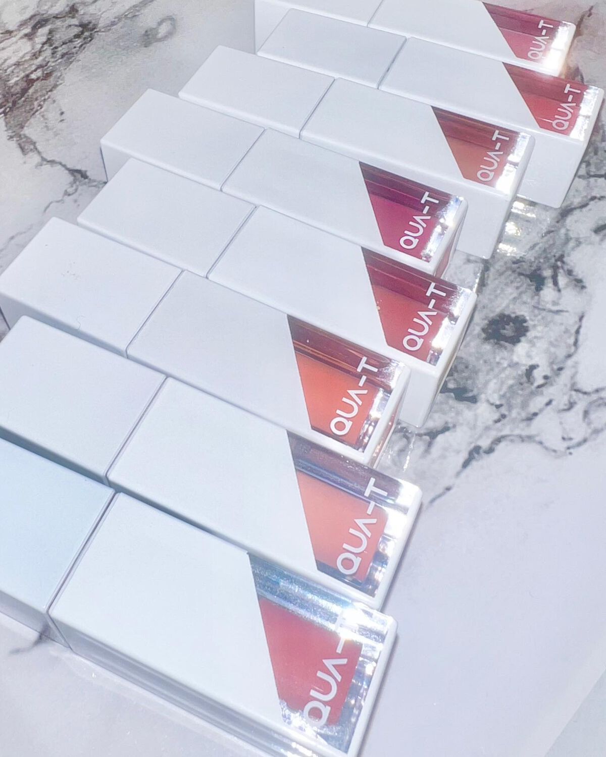 ザグラスタトゥーティント/QUA-T/リップティントを使ったクチコミ（2枚目）