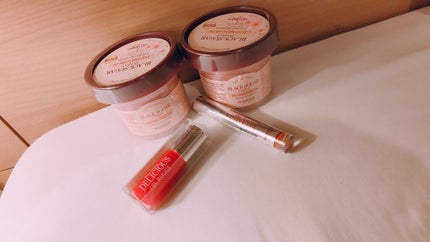 ブラックシュガー パーフェクトエッセンシャルスクラブ 2X チェリーブロッサム/SKINFOOD/洗い流すパック・マスクを使ったクチコミ(1枚目)