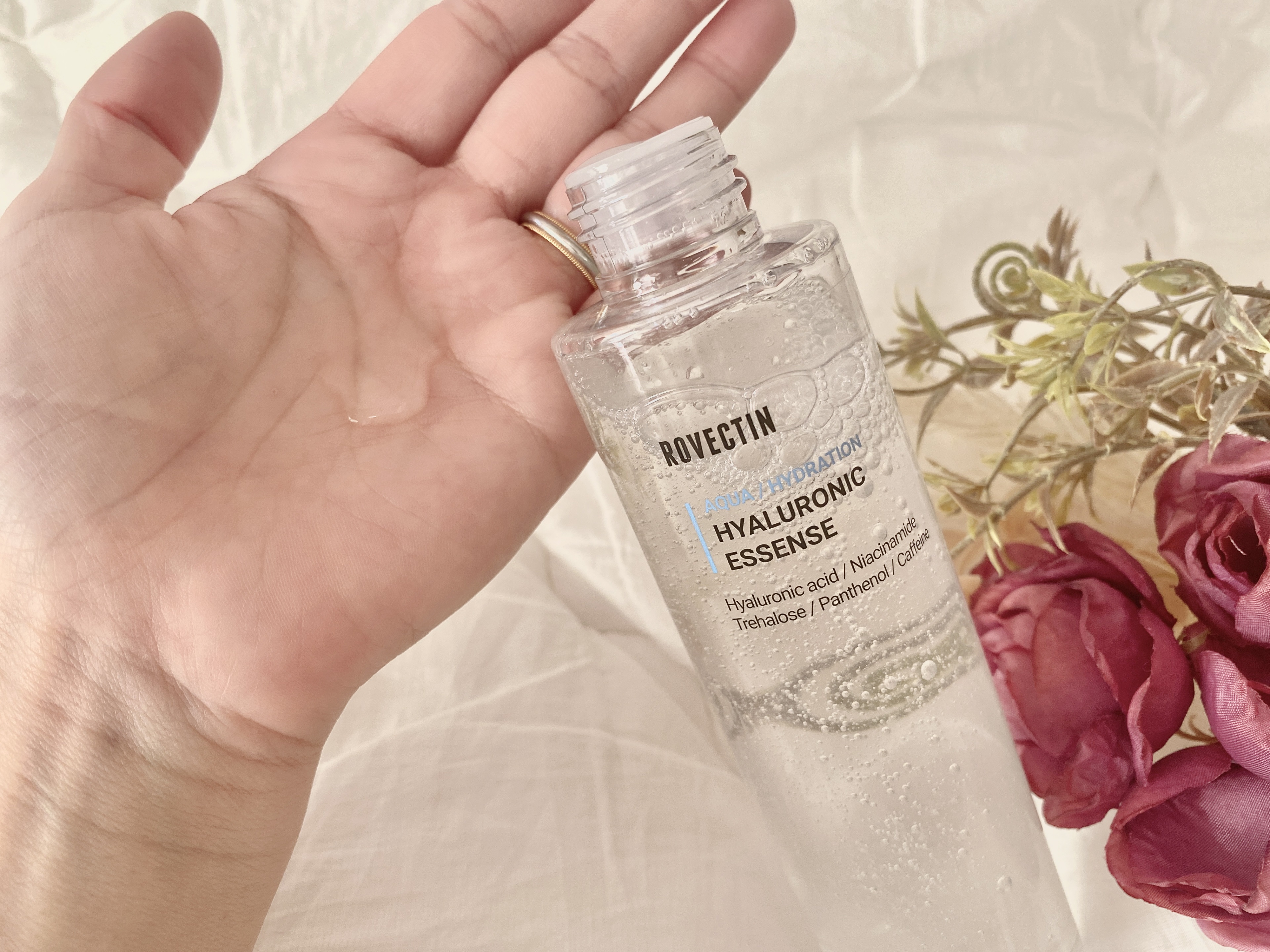 アクアヒアルロニックエッセンス/ロベクチン/化粧水を使ったクチコミ（2枚目）