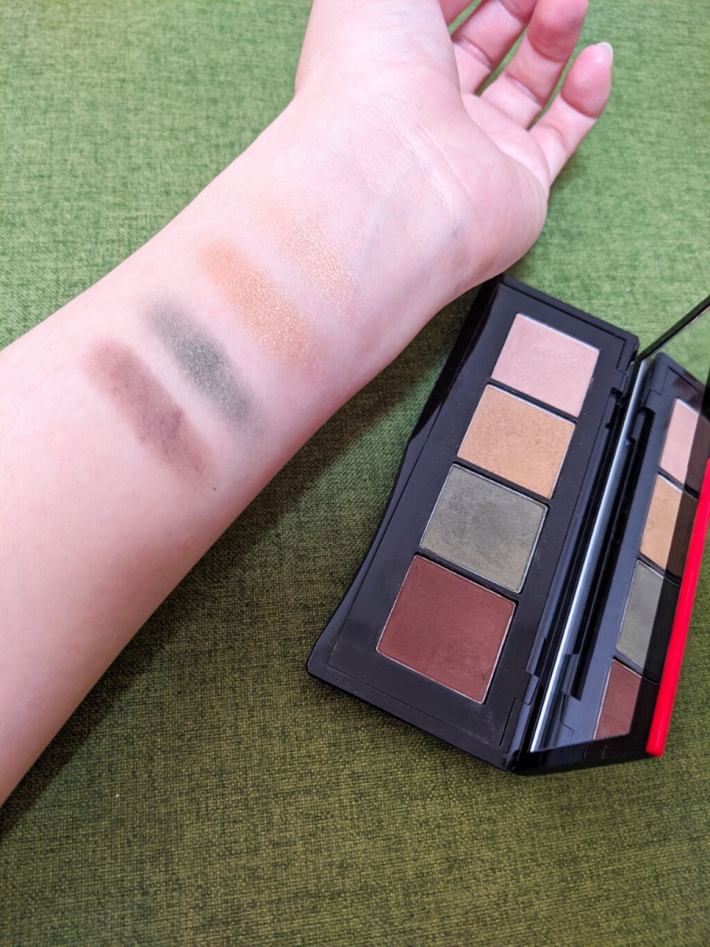 エッセンシャリスト アイパレット 03 Namiki Street Nature/SHISEIDO/アイシャドウパレットを使ったクチコミ（3枚目）