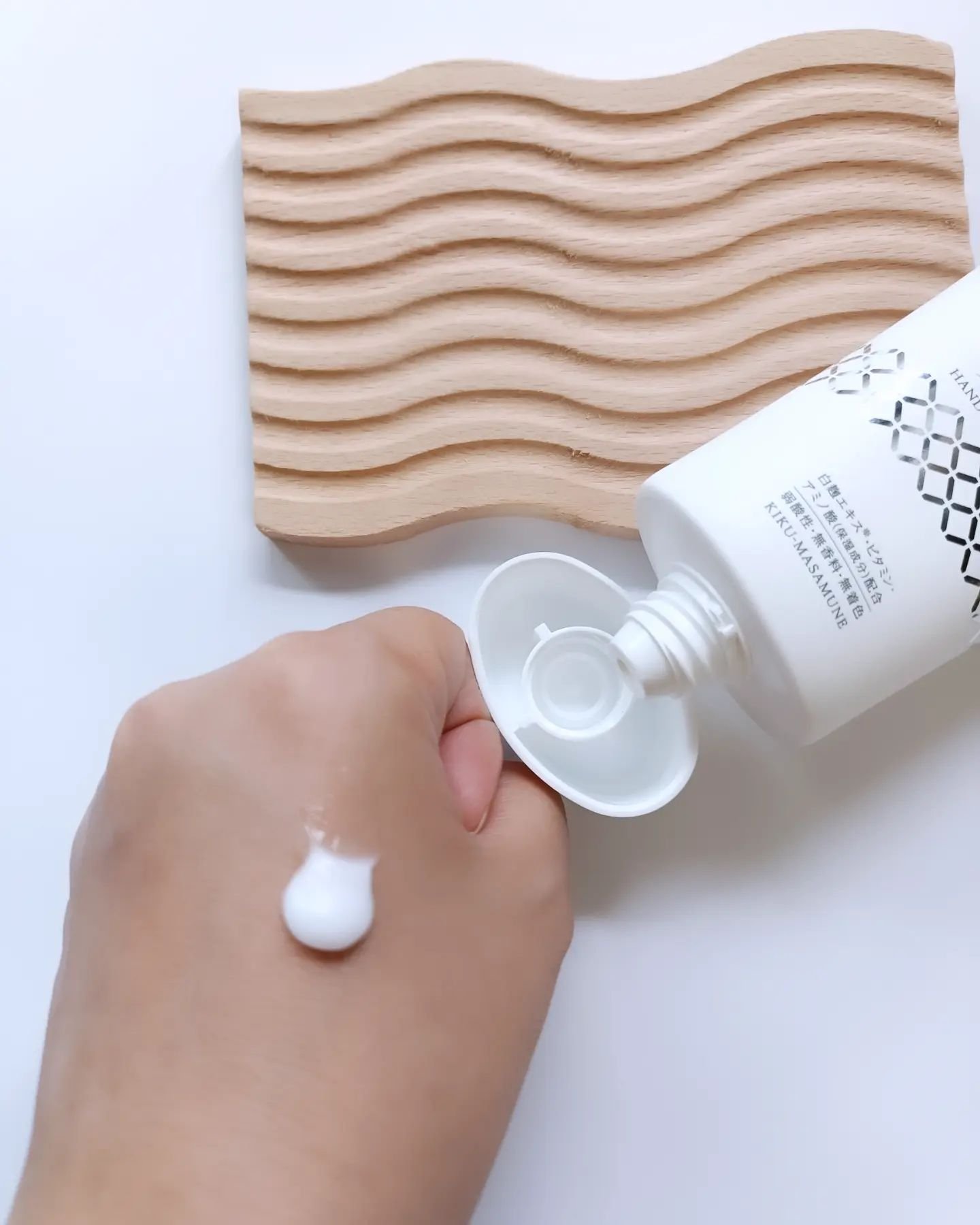 正宗印 ハンドクリームセラム/菊正宗/ハンドクリームを使ったクチコミ（2枚目）