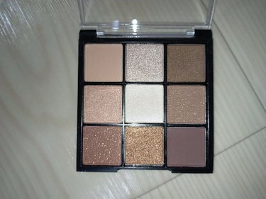 UR GLAM　BLOOMING EYE COLOR PALETTE/U R GLAM/パウダーアイシャドウを使ったクチコミ（2枚目）