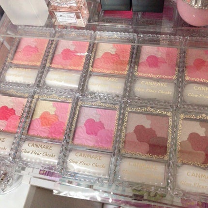 グロウフルールチークス/キャンメイク/パウダーチークを使ったクチコミ(3枚目)