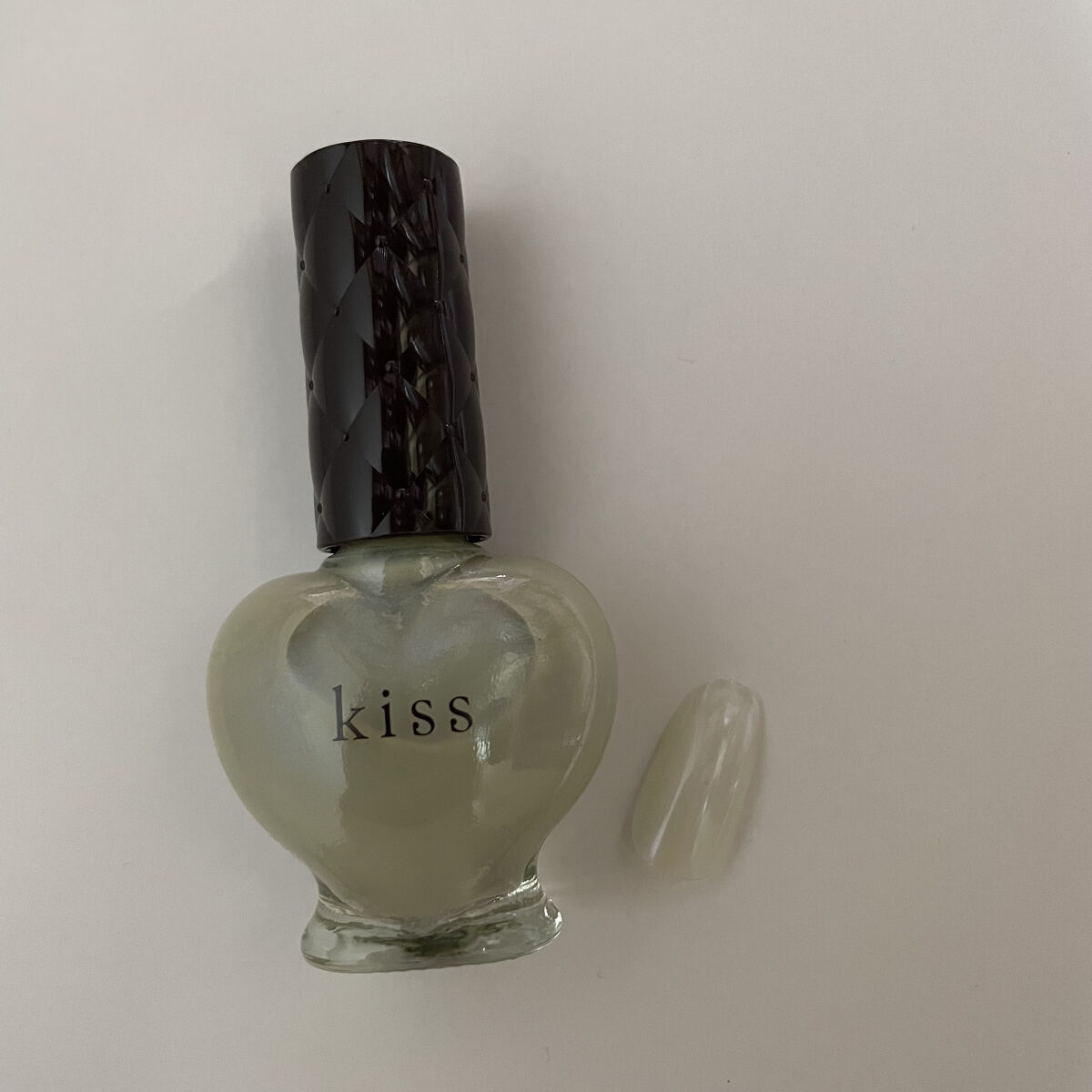 ネイルポリッシュ 09 Mirror Green/KiSS/マニキュアを使ったクチコミ（2枚目）