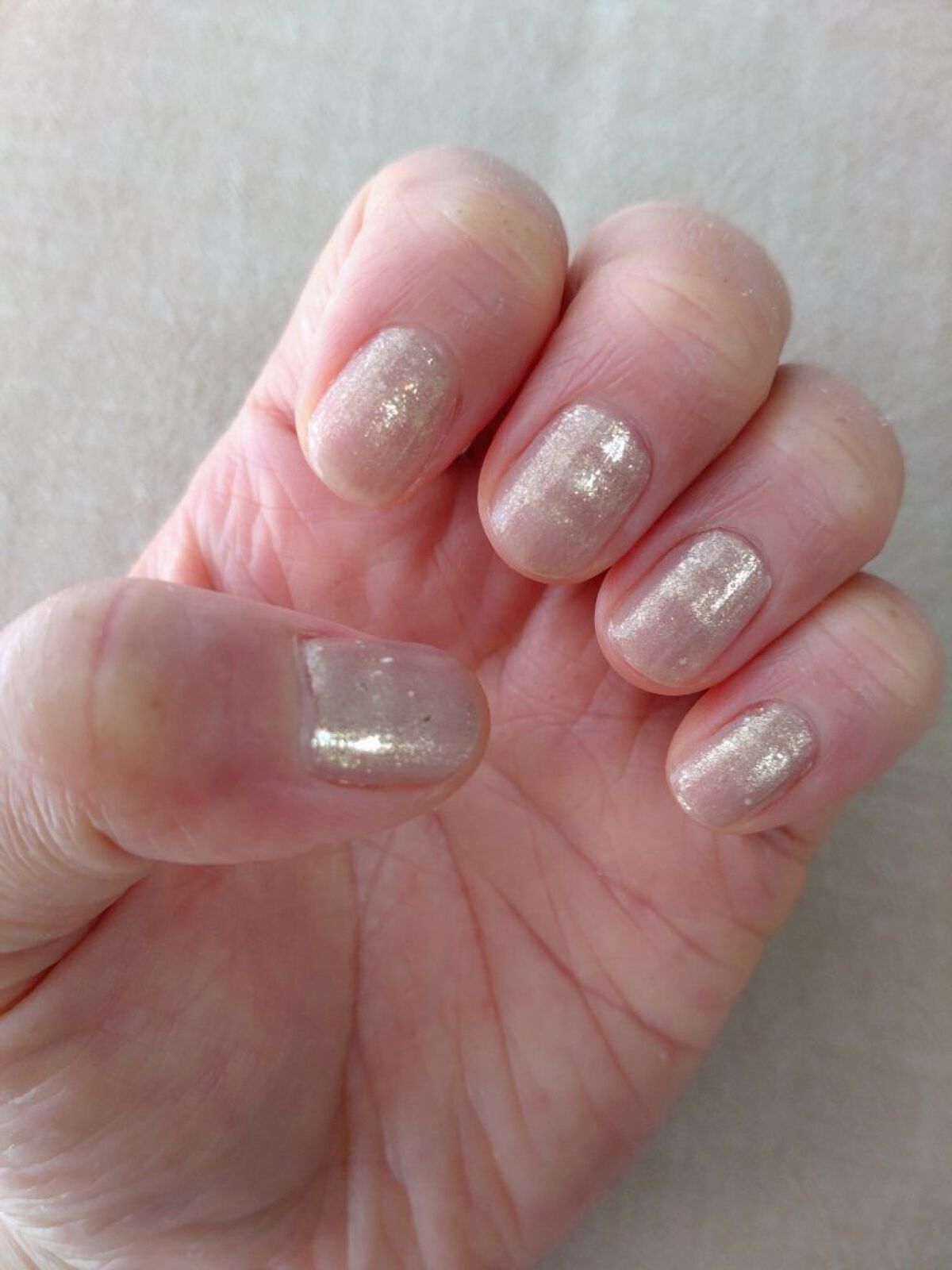 オサジ アップリフト ネイルカラー/OSAJI/マニキュアを使ったクチコミ（2枚目）