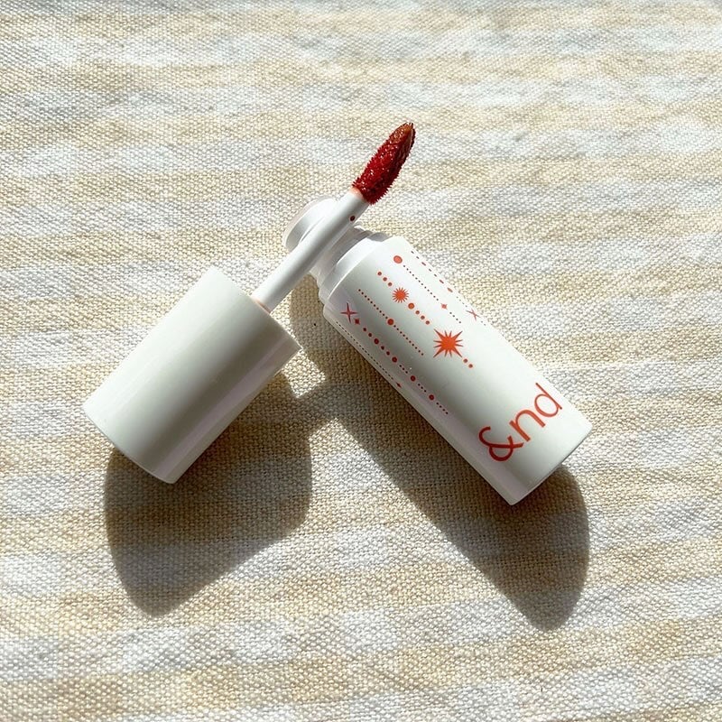 アンドバイロムアンド グラッシーボムティント/&nd by rom&nd/リップティントを使ったクチコミ(4枚目)