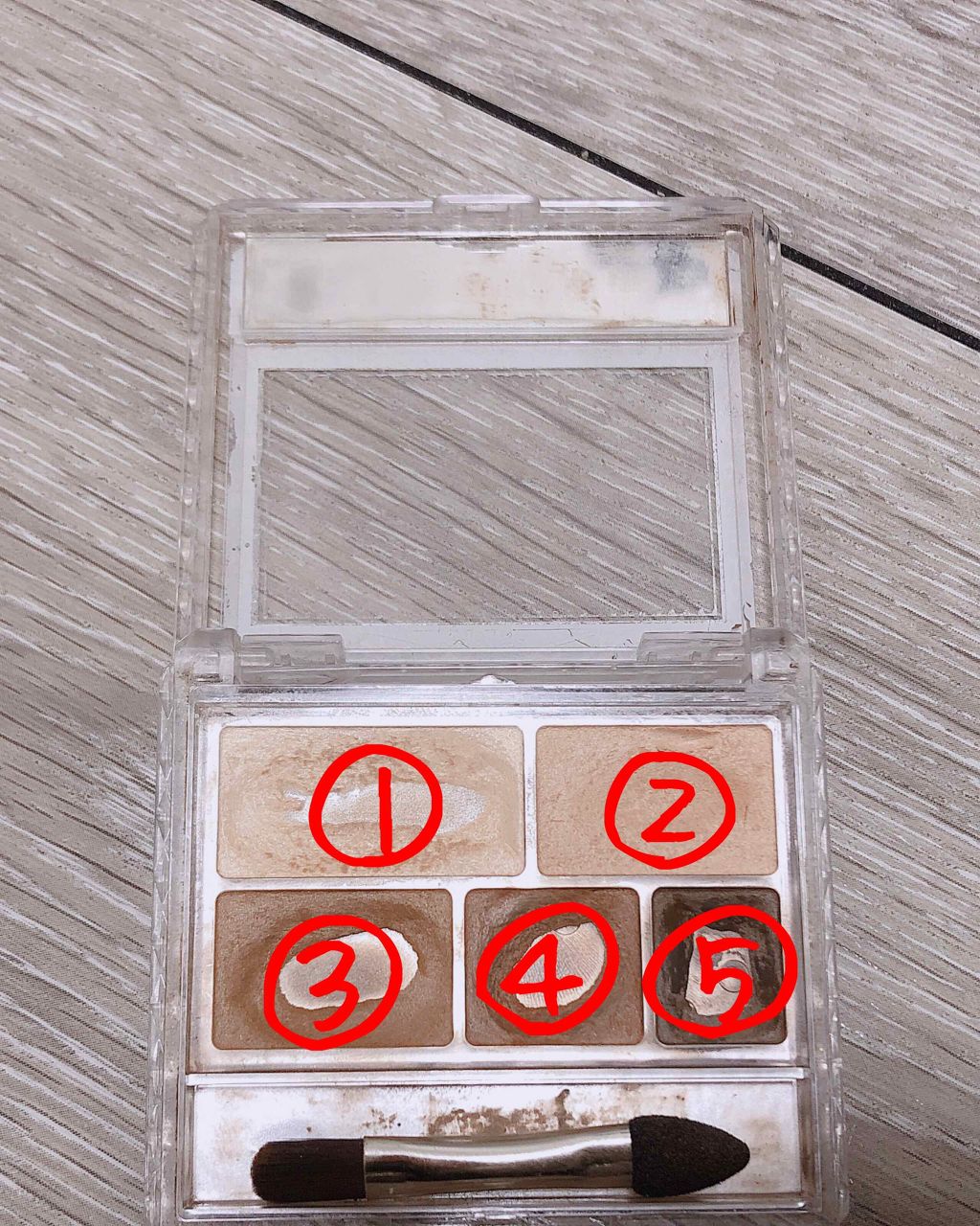 パーフェクトマルチアイズ/キャンメイク/アイシャドウパレットを使ったクチコミ（2枚目）