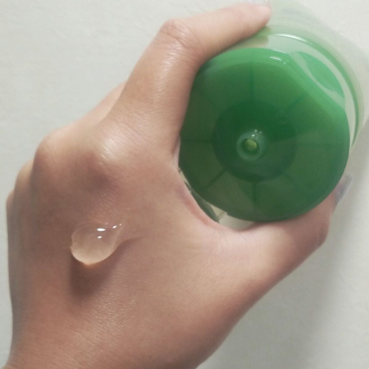 スーディング&モイスチャー アロエベラ92% スーディンジェル チューブ/ネイチャーリパブリック/ボディローションを使ったクチコミ(2枚目)