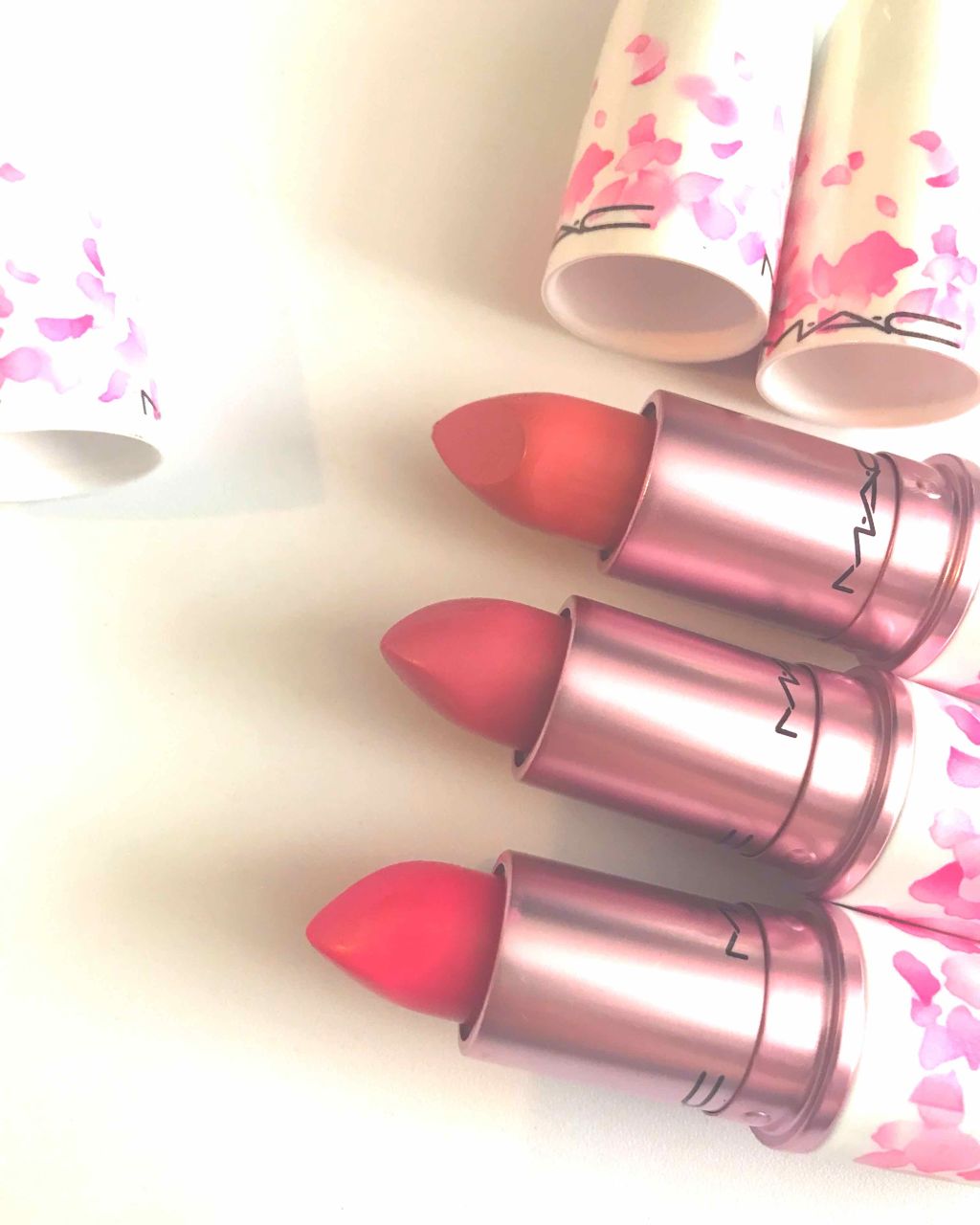 BOOM BOOM BLOOM リップスティック/M・A・C/口紅を使ったクチコミ（3枚目）