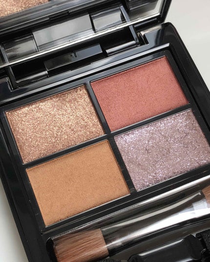 ミネラルクラッシィシャドー/エトヴォス/アイシャドウパレットを使ったクチコミ(2枚目)