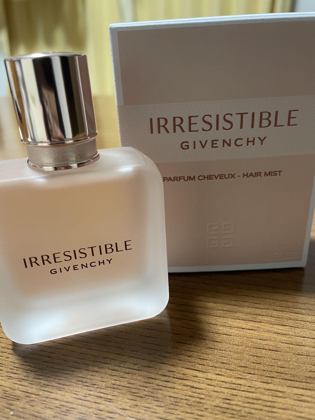 イレジスティブル ヘア ミスト/GIVENCHY/ヘアミストを使ったクチコミ（1枚目）