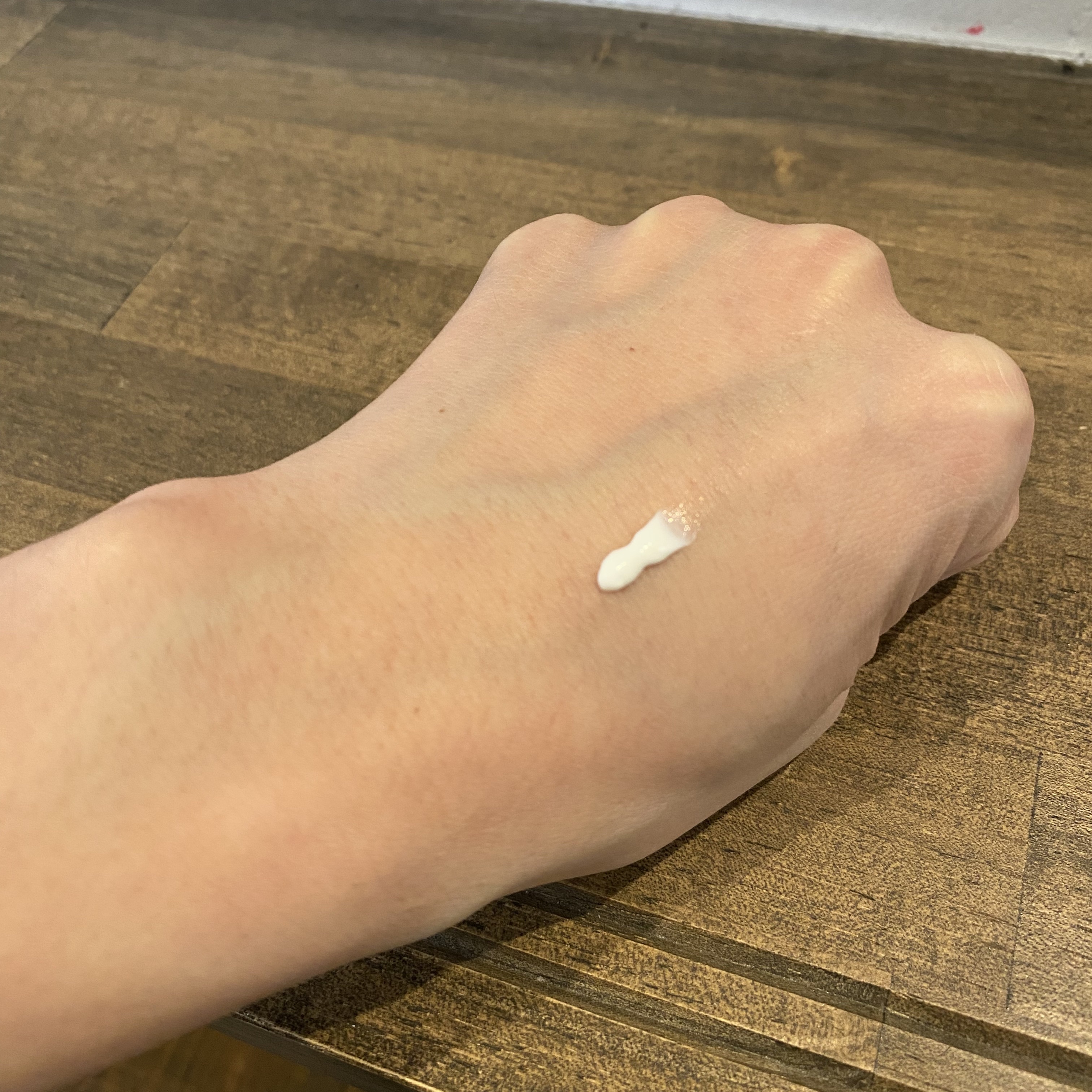 ディセンシア フローレス UVプロテクター/DECENCIA/日焼け止めローションを使ったクチコミ（2枚目）