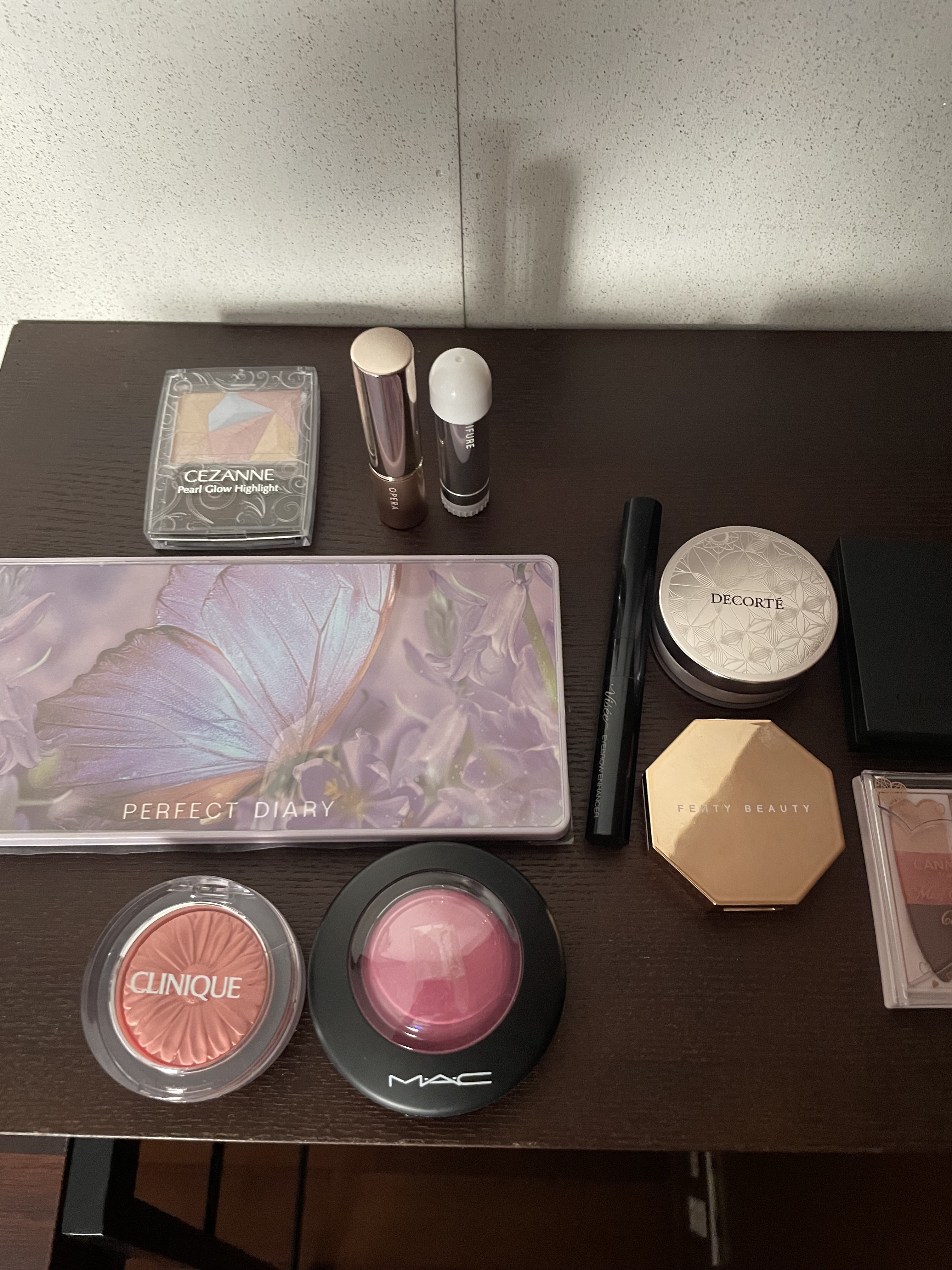 エクスプローラ12色 動物アイシャドウパレット/PERFECT DIARY/アイシャドウパレットを使ったクチコミ（2枚目）