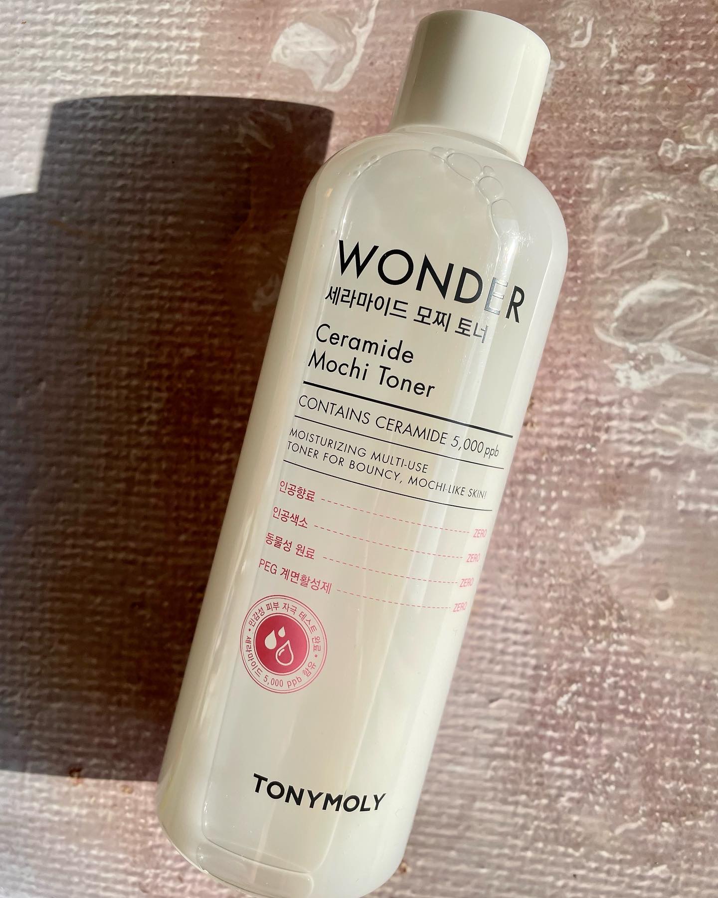 Wonder Ceramide Mochi Toner（トニーモリーワンダーCモチトナー）/TONYMOLY/化粧水を使ったクチコミ（2枚目）