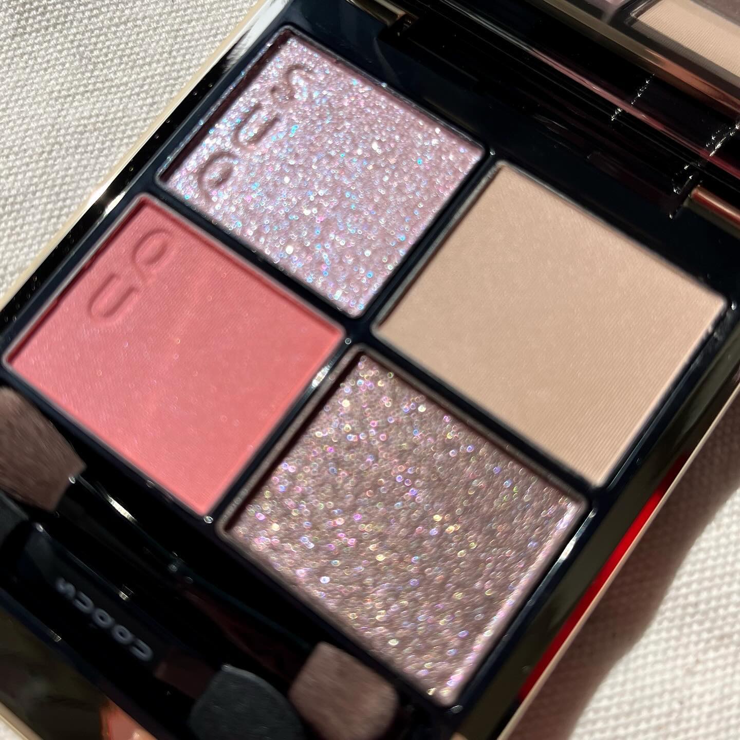 シグニチャー カラー アイズ/SUQQU/アイシャドウパレットを使ったクチコミ（3枚目）