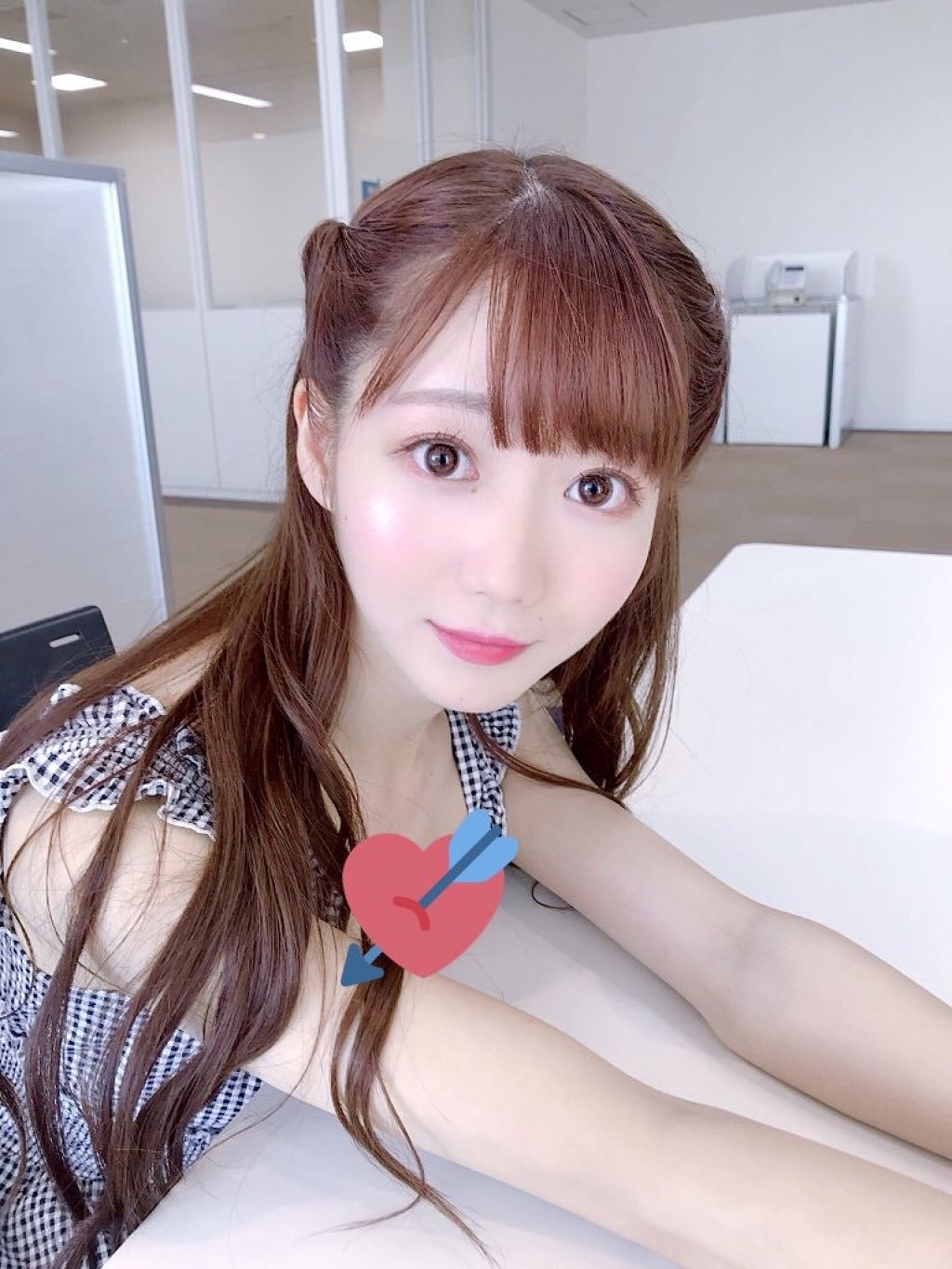 シュガー トゥインクル リキッド シャドウ/PERIPERA/リキッドアイシャドウを使ったクチコミ（2枚目）