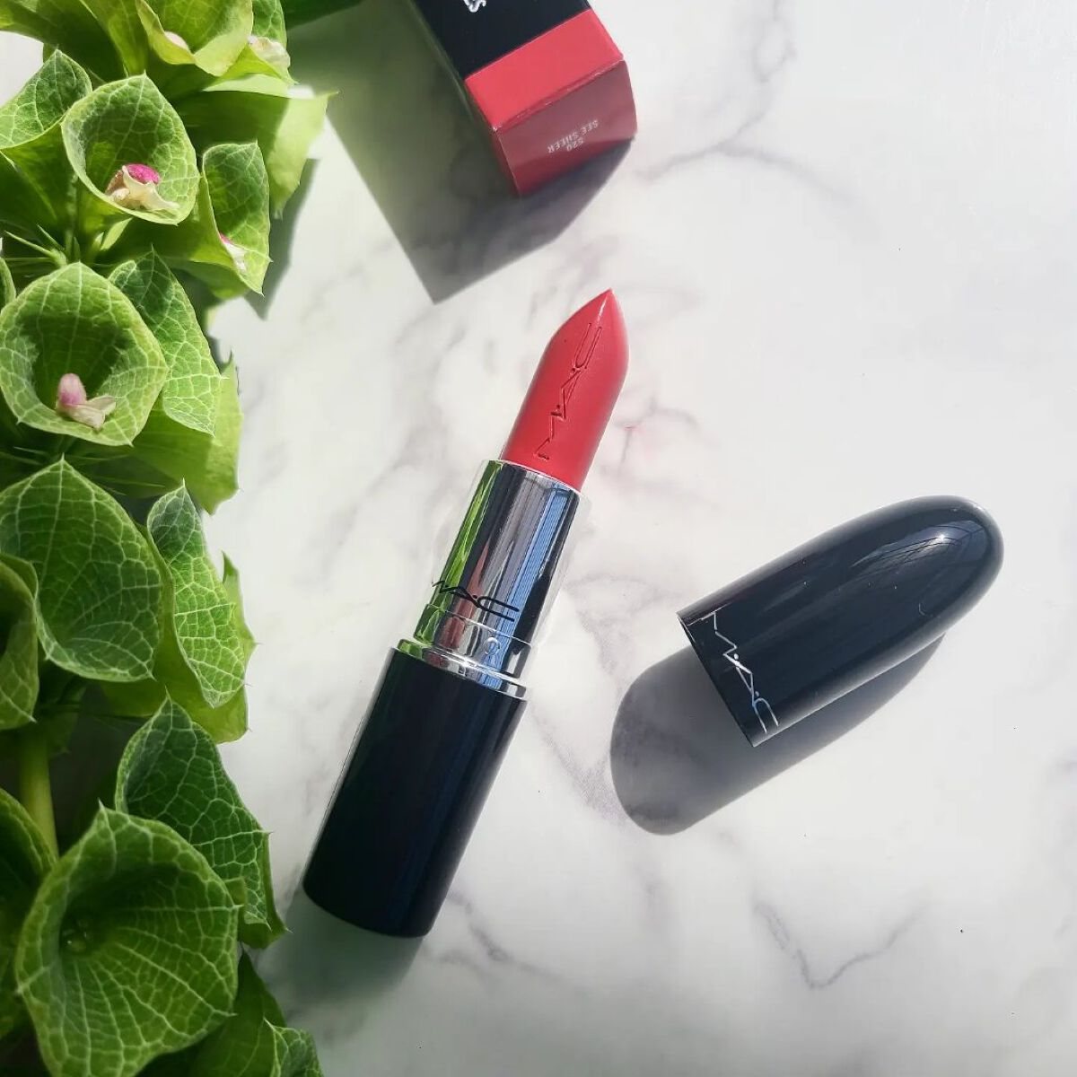 ラスターガラス リップスティック シー シアー(※既存色リニューアル)/M・A・C/口紅を使ったクチコミ（1枚目）