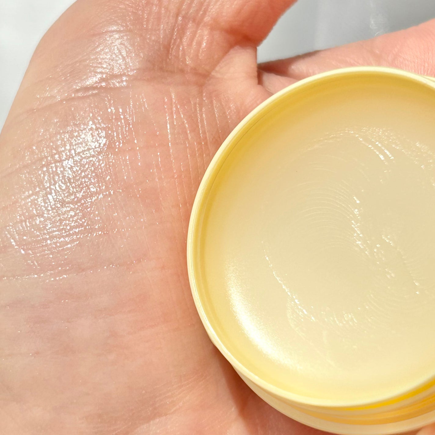 ディープモイスチャーナイトプロテクト 無香料/ニベア/リップマスクを使ったクチコミ(3枚目)