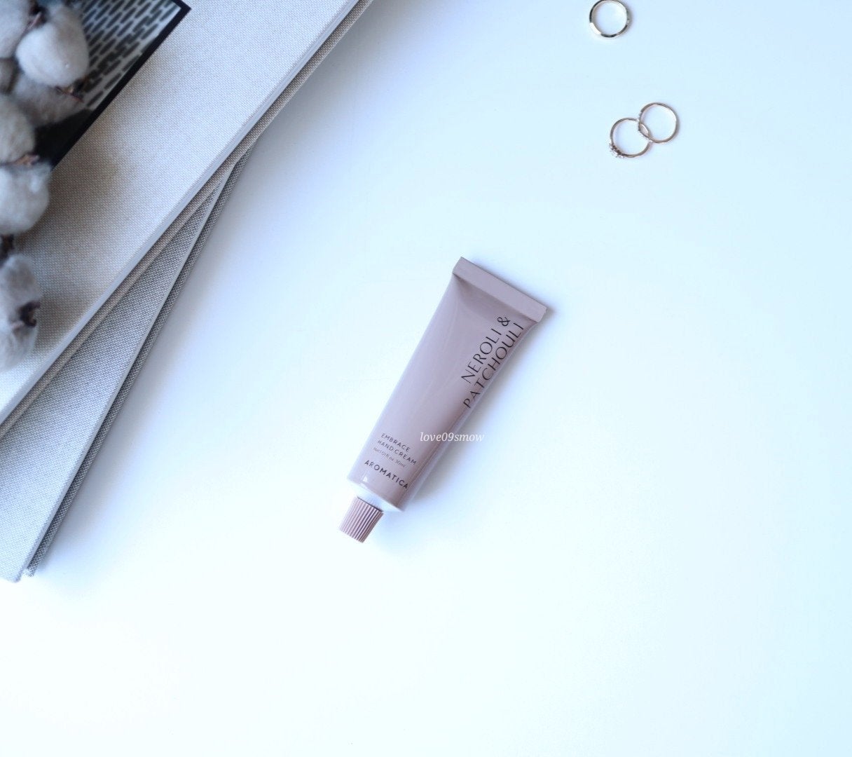 インブレイスハンドクリームネロリ&ペチュリー/AROMATICA/ハンドクリームを使ったクチコミ(2枚目)