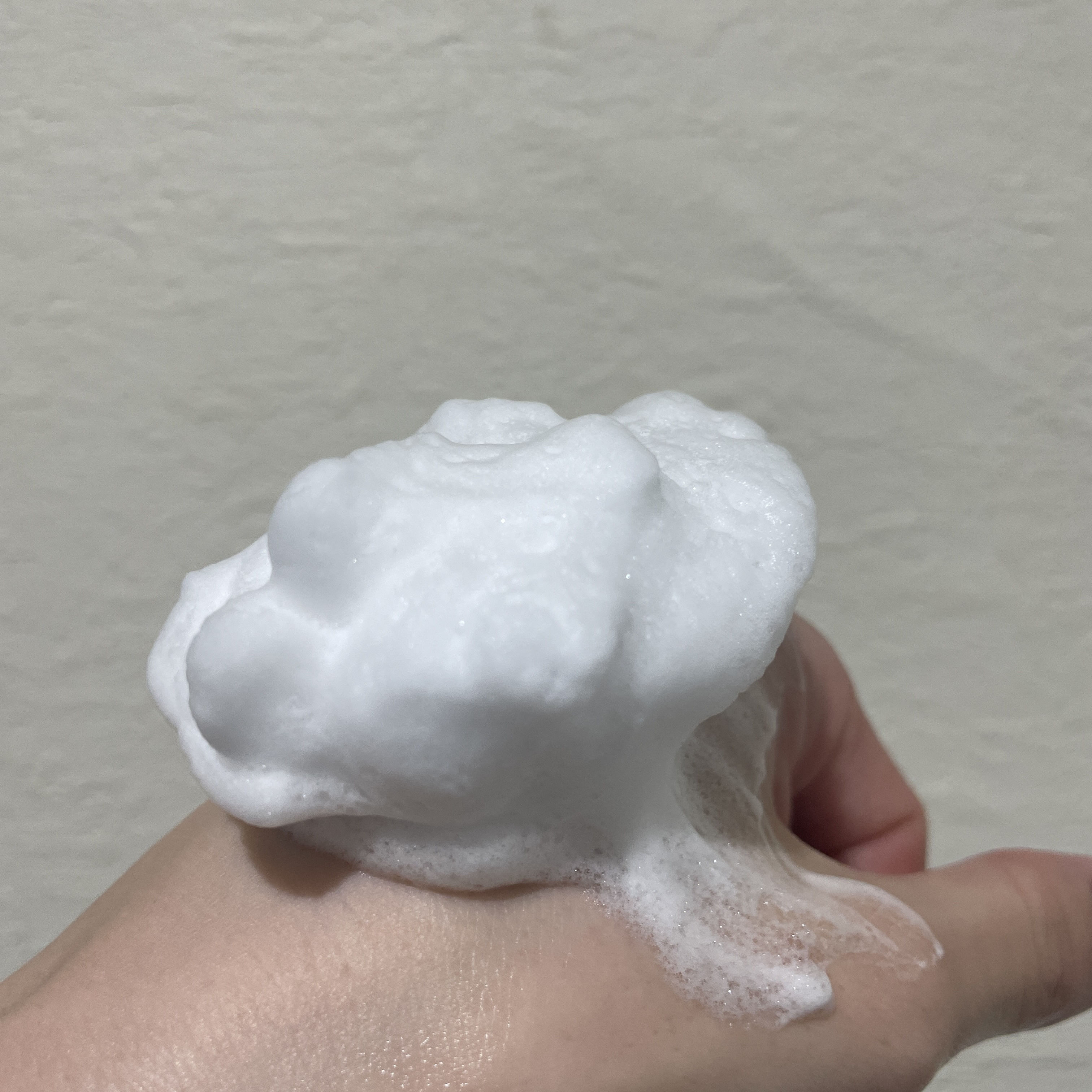 アンレーベル　ラボ　V　クリーミーモイスト　ボディウォッシュ/unlabel/ボディソープを使ったクチコミ（3枚目）