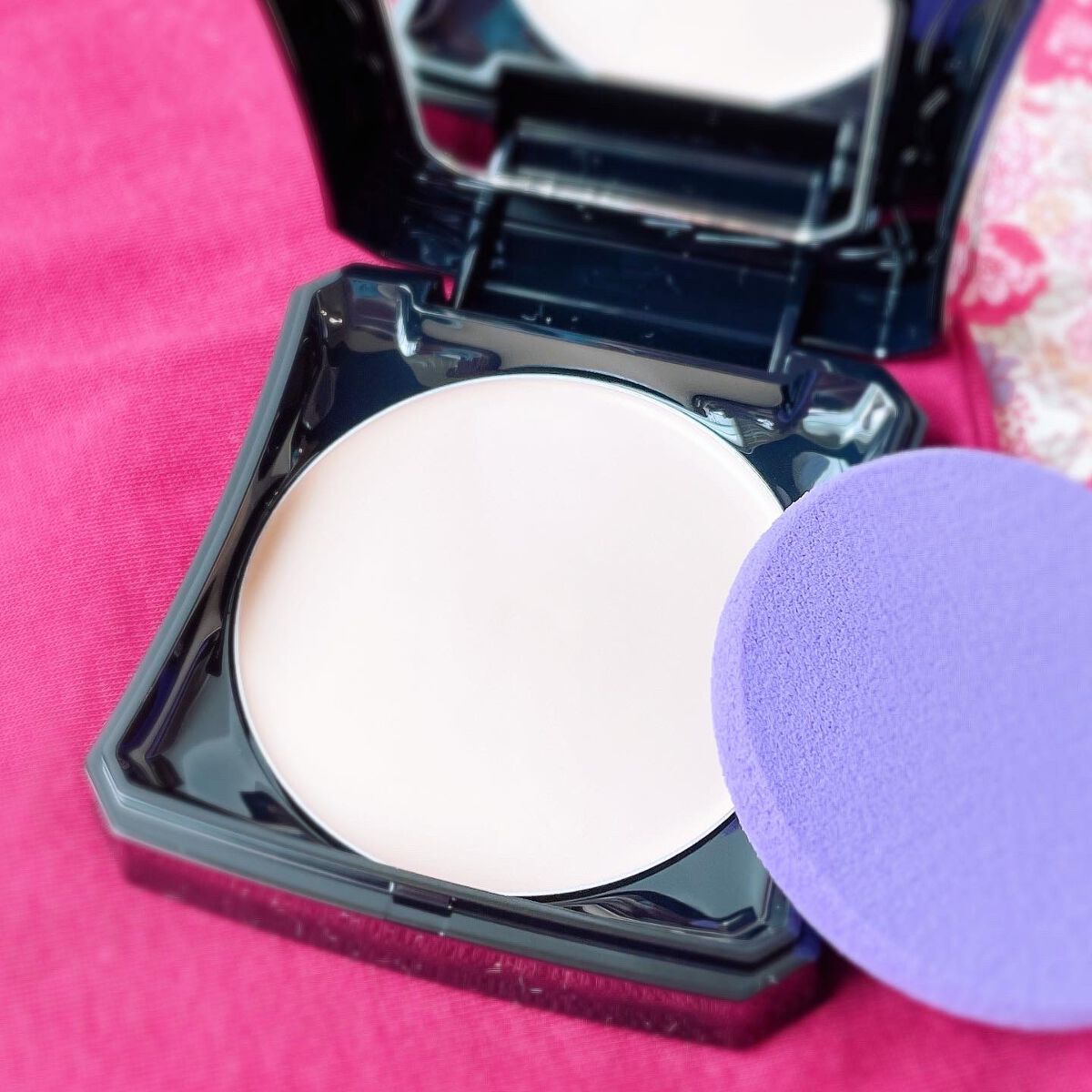 メイクアップ/ANNA SUI/パウダーファンデーションを使ったクチコミ(4枚目)