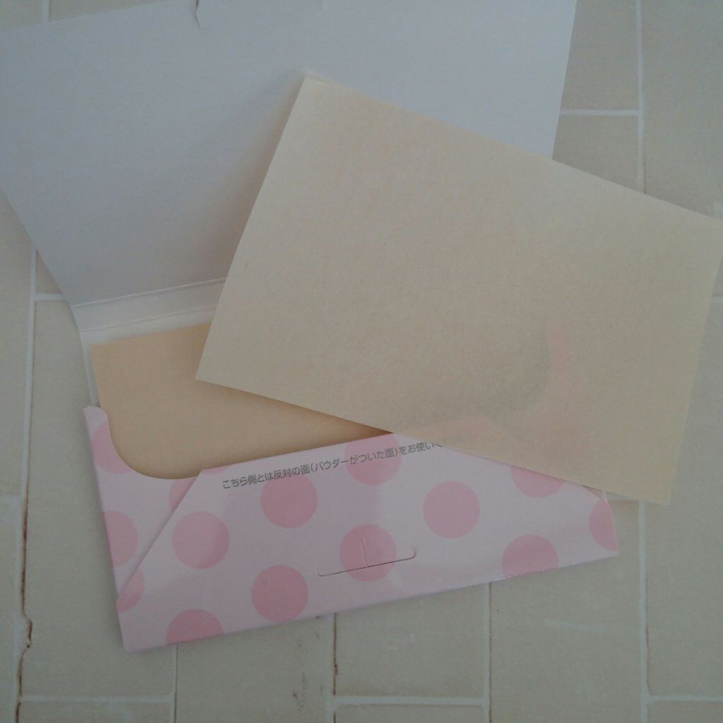 お直し紙ファンデ/クリアラスト/プレストパウダーを使ったクチコミ(1枚目)