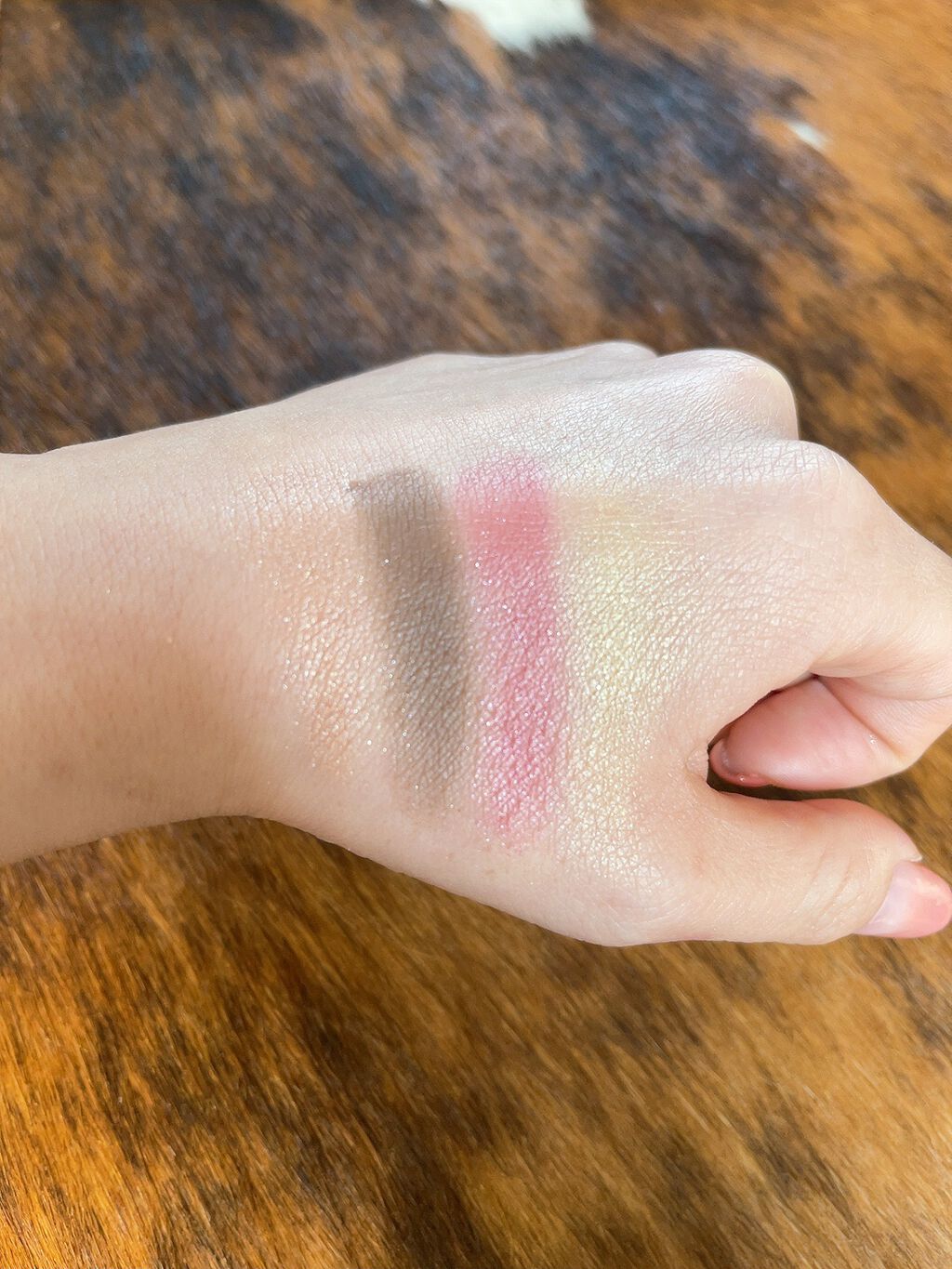 ミネラルクラッシィシャドー/エトヴォス/アイシャドウパレットを使ったクチコミ(2枚目)