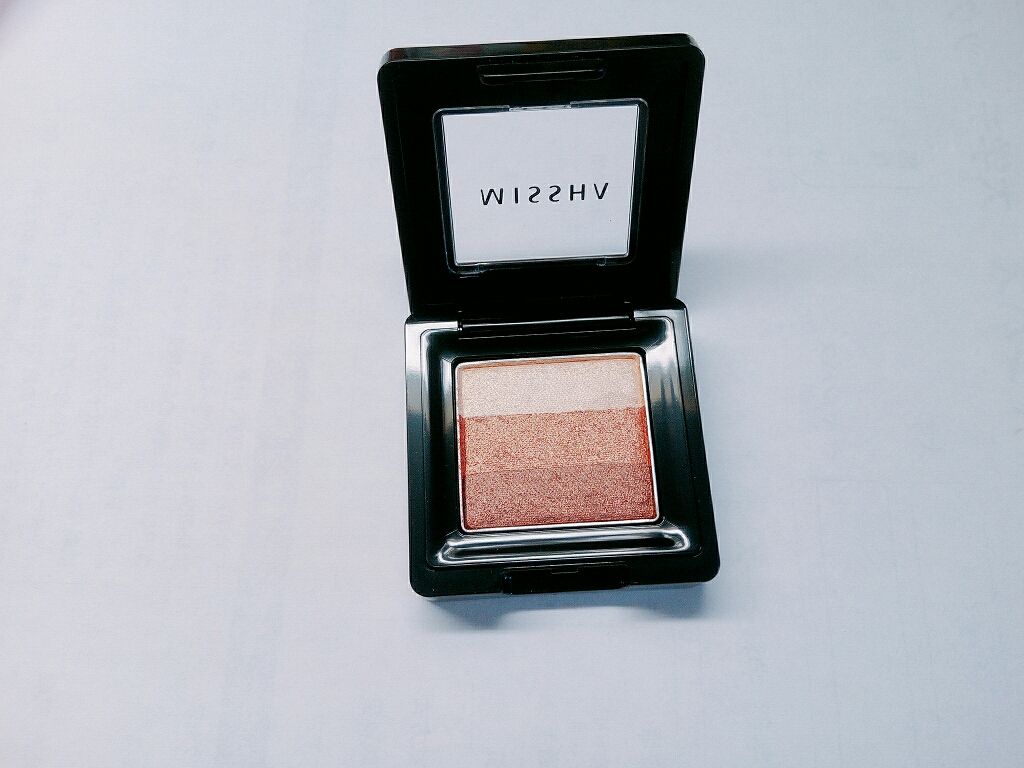 トリプルシャドウ No.03(モカベージュ)/MISSHA/アイシャドウパレットを使ったクチコミ（2枚目）