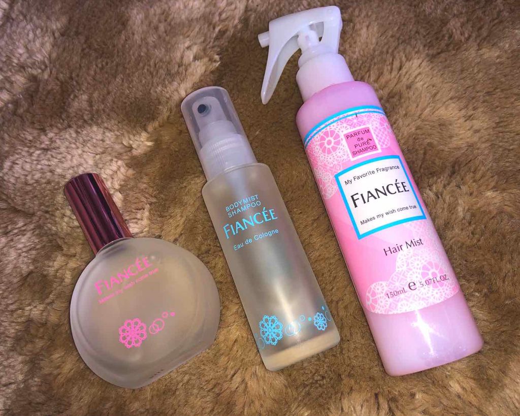 フレグランスヘアミスト ピュアシャンプーの香り/フィアンセ/ヘアミストを使ったクチコミ（1枚目）