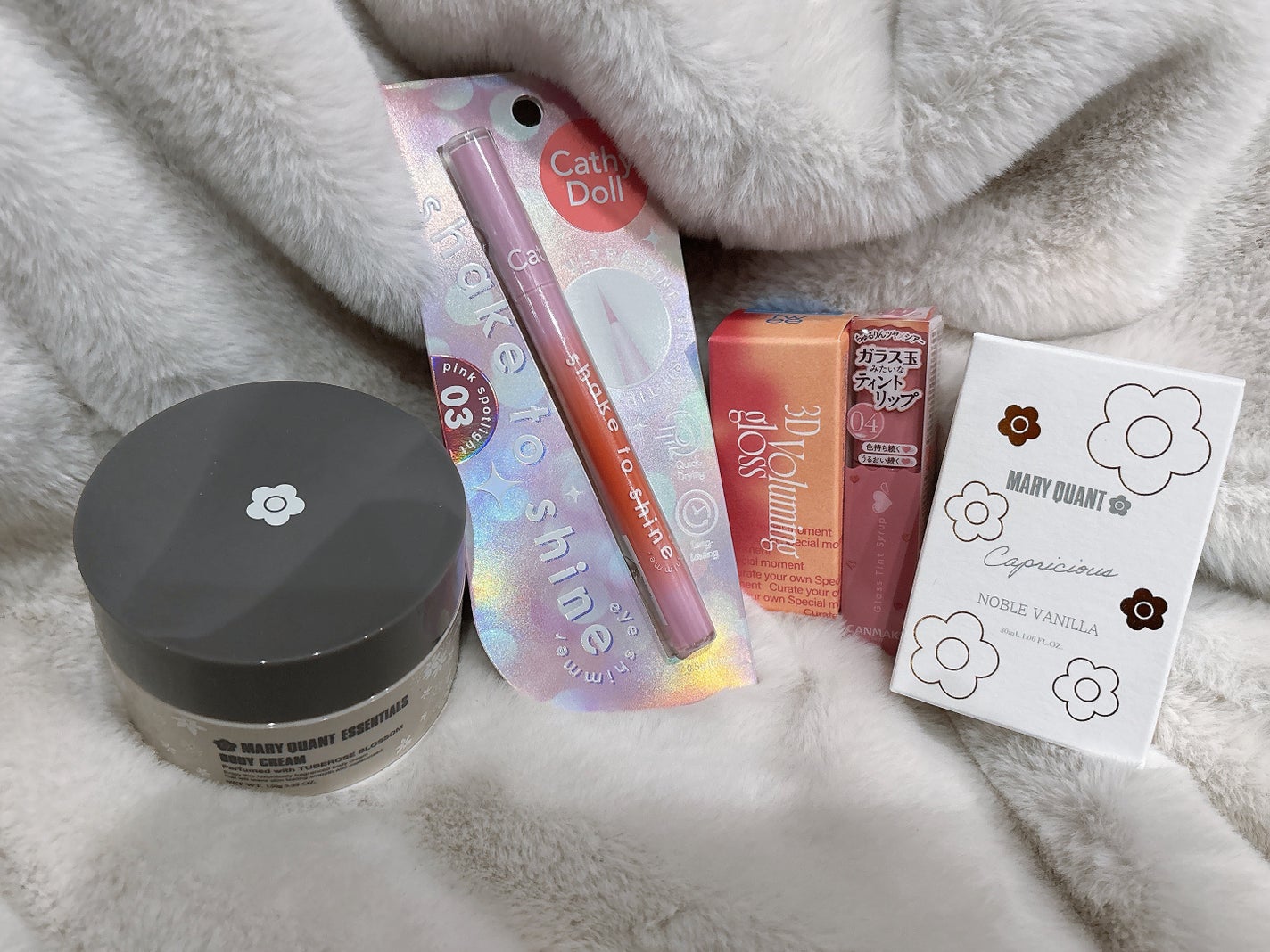 フィー 3Dボリューミンググロス/fwee/リップグロスを使ったクチコミ(1枚目)