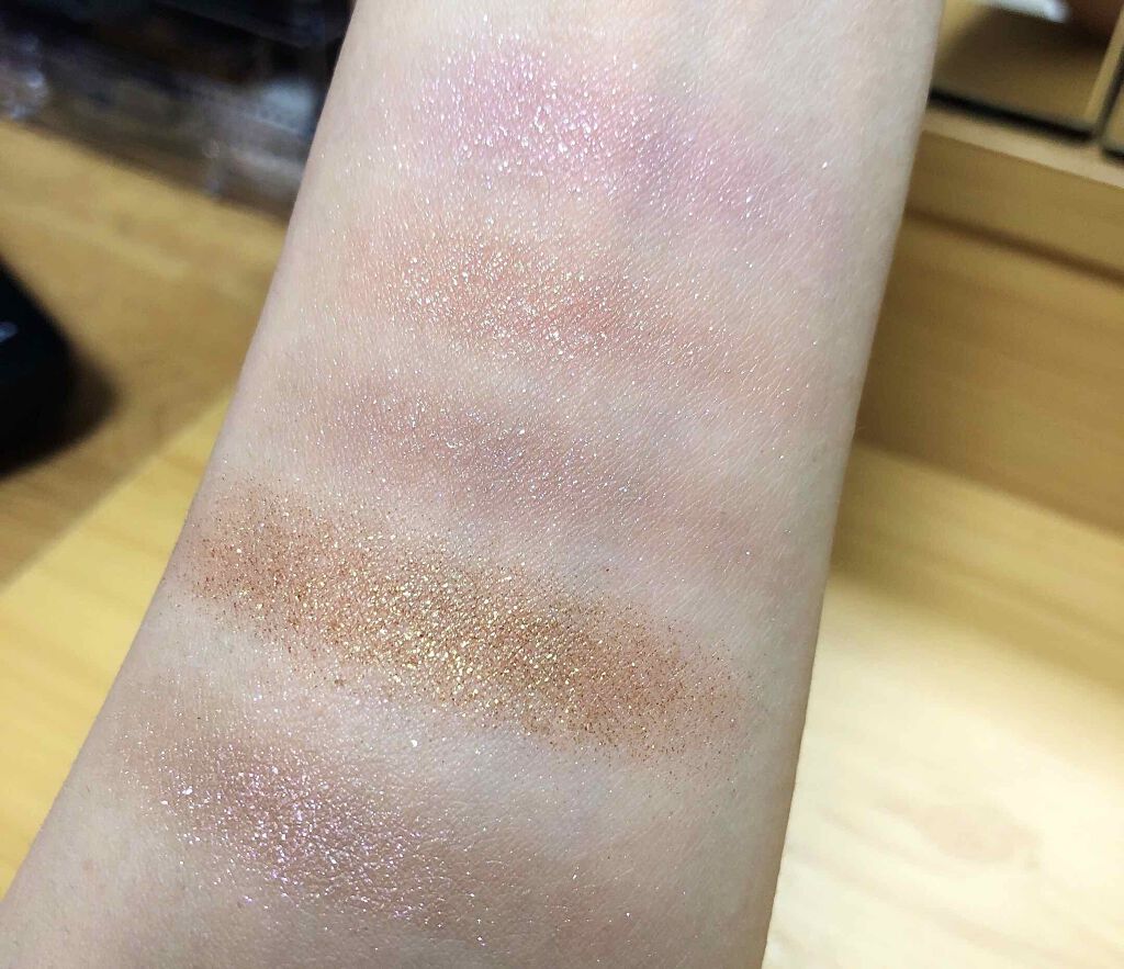 アディクション ザ アイシャドウ/ADDICTION/単色アイシャドウを使ったクチコミ(2枚目)