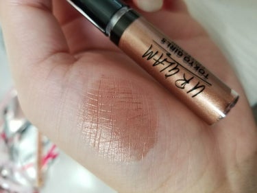 UR GLAM　LIQUID EYESHADOW/U R GLAM/リキッドアイシャドウを使ったクチコミ（1枚目）