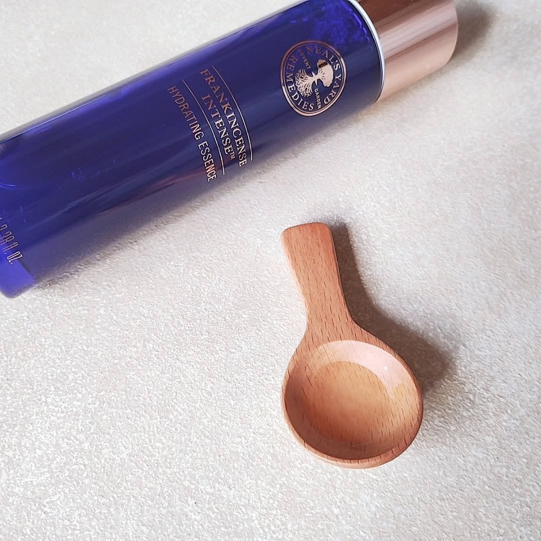 フランキンセンス インテンス ハイドレイティングエッセンス/ニールズヤード レメディーズ/化粧水を使ったクチコミ(2枚目)