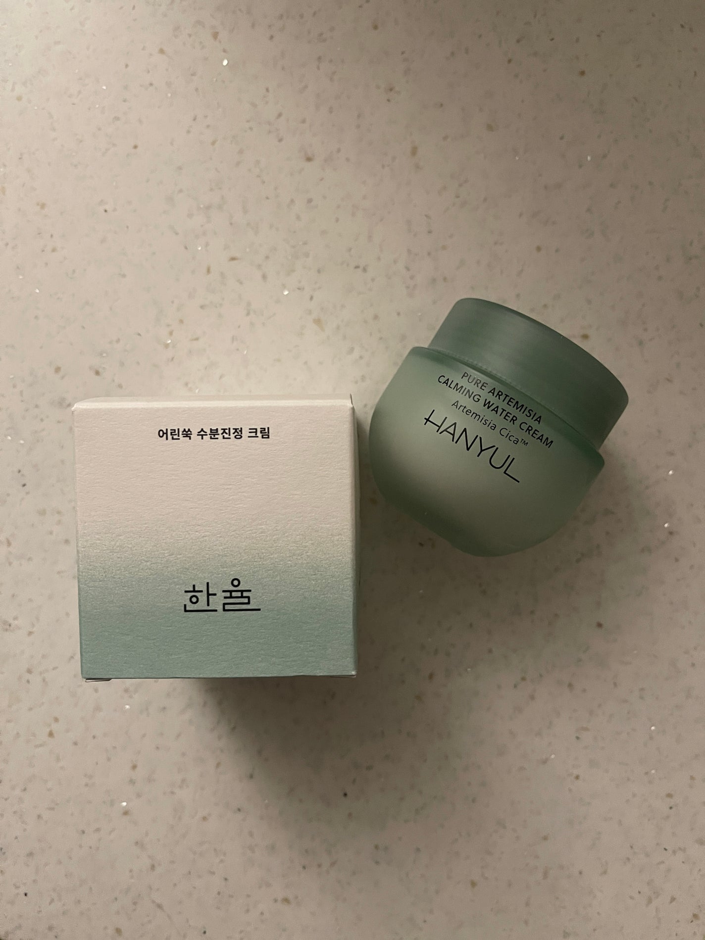 ピュアアルテミシア カーミングウォータークリーム/HANYUL(ハンユル)/フェイスクリームを使ったクチコミ(1枚目)